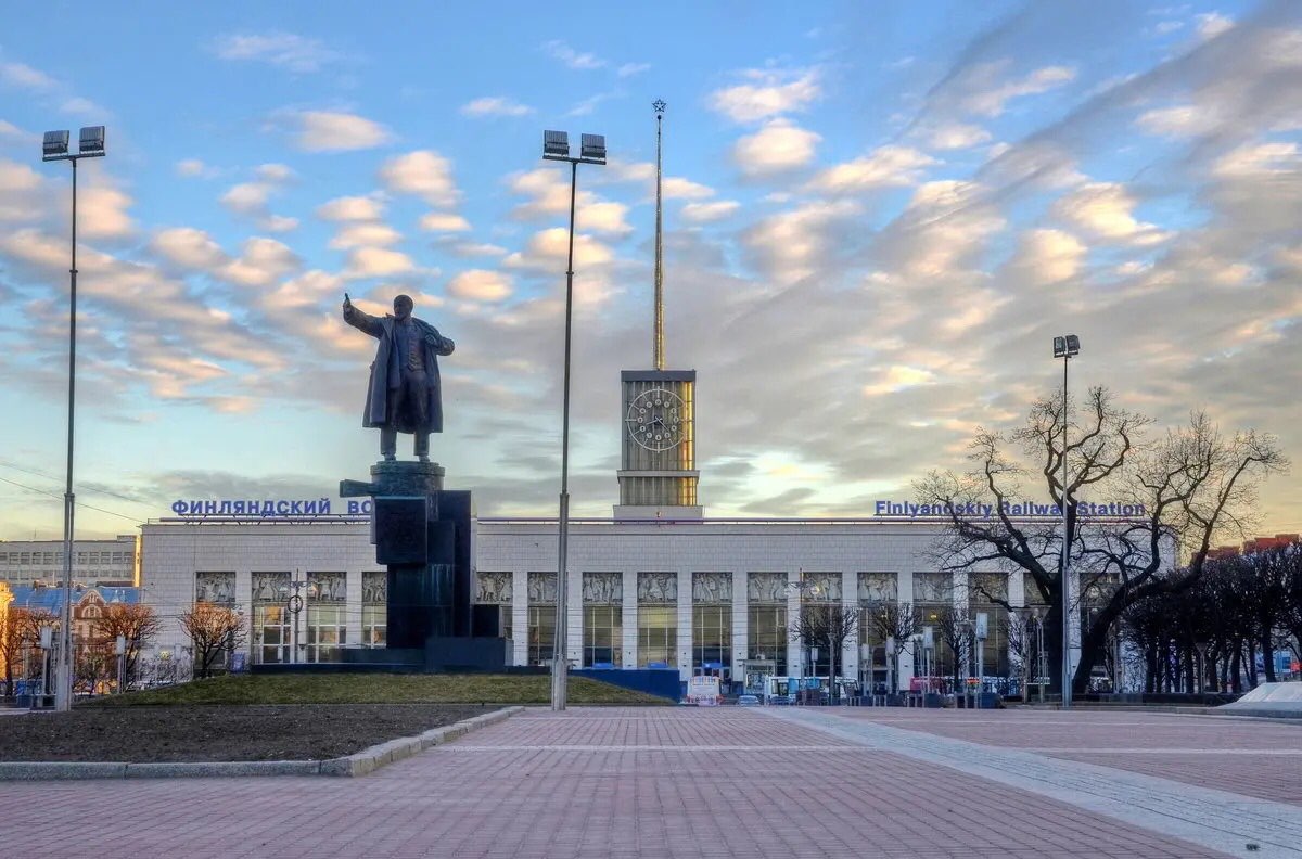 финляндский вокзал зимой