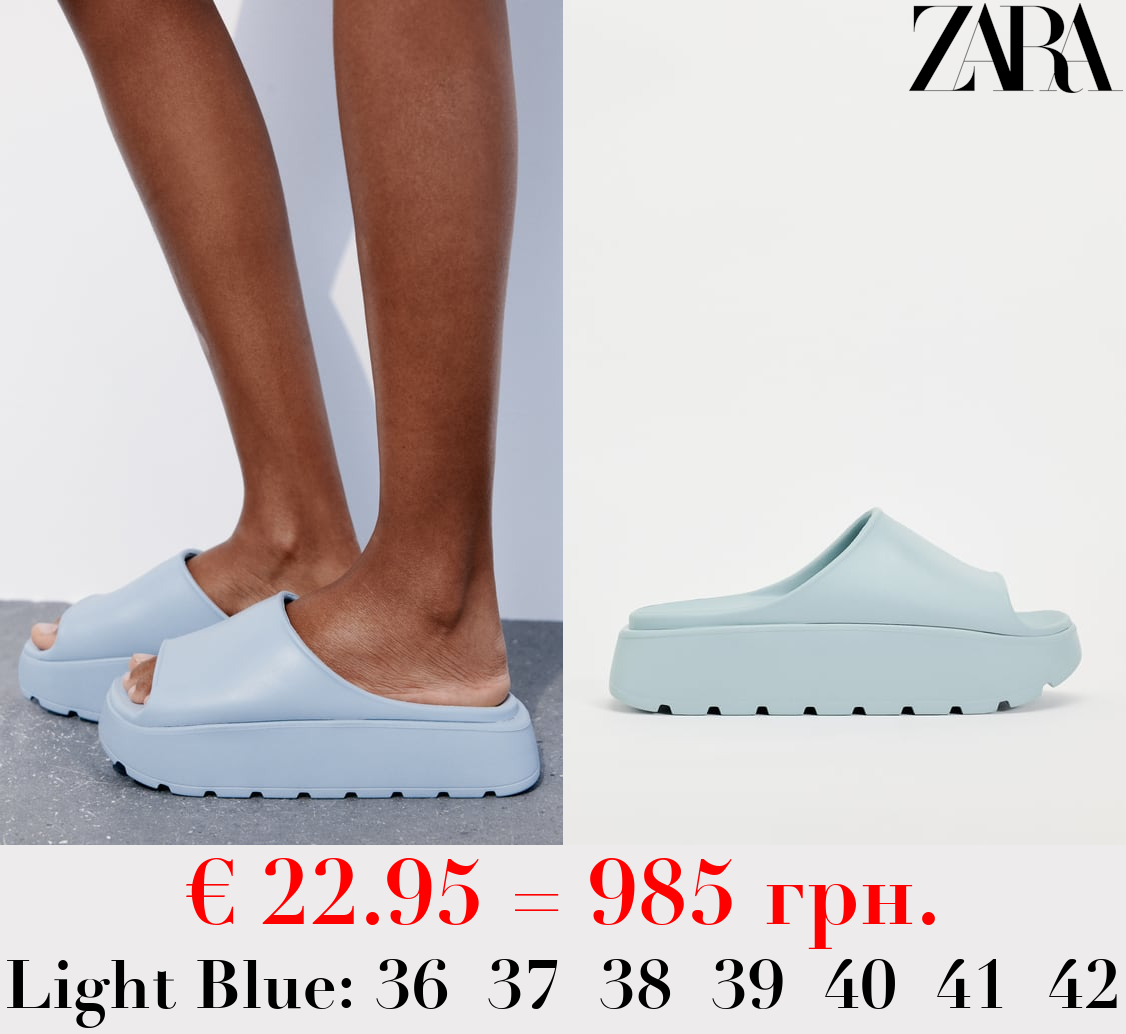 RUBBERISED FLATFORM SANDALS