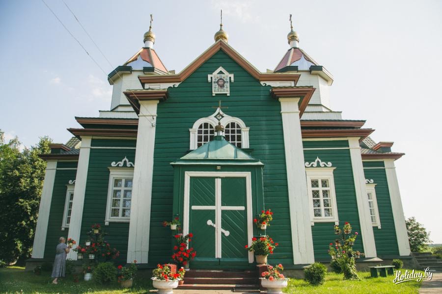 Церковь деревня новое. Преображенская Церковь в д. новая мышь. Преображенская Церковь Беларусь. Беларусь Дубровинская Преображенская Церковь.