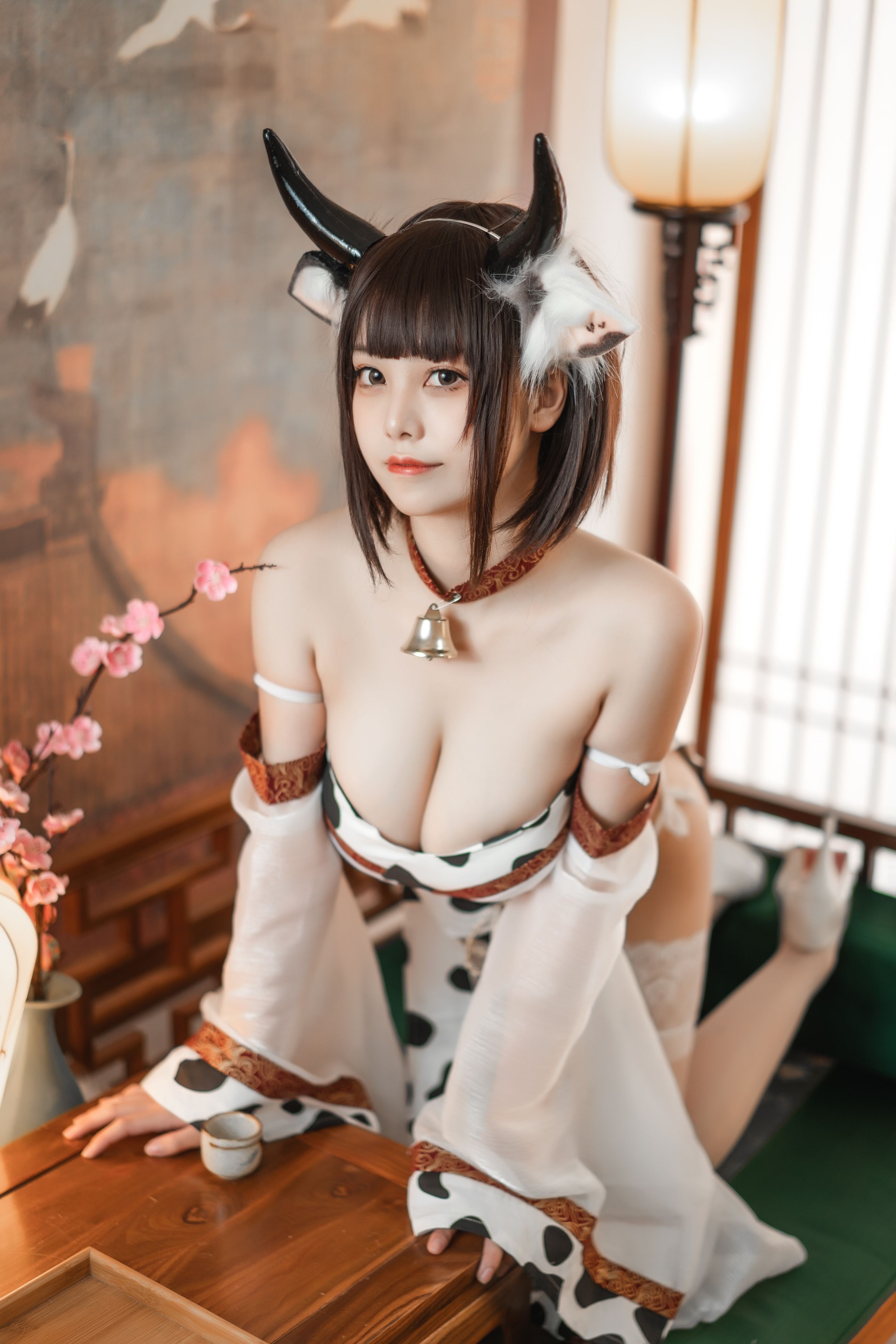 蜜汁猫裘 - 奶牛 [50P-880MB] 8