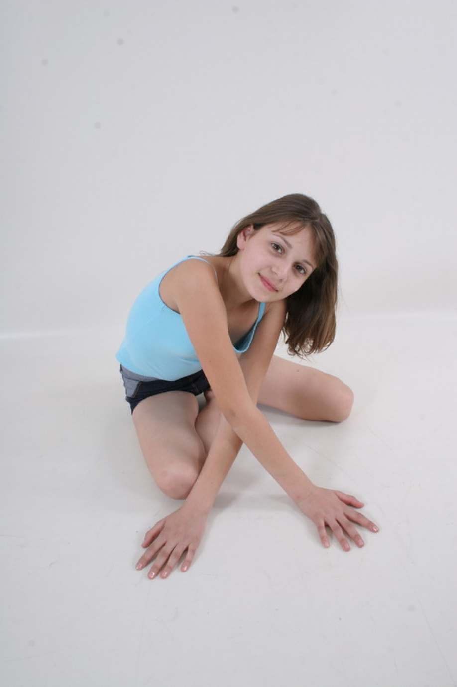 [Image: 5b0d267fe16e4090bb105.jpg]