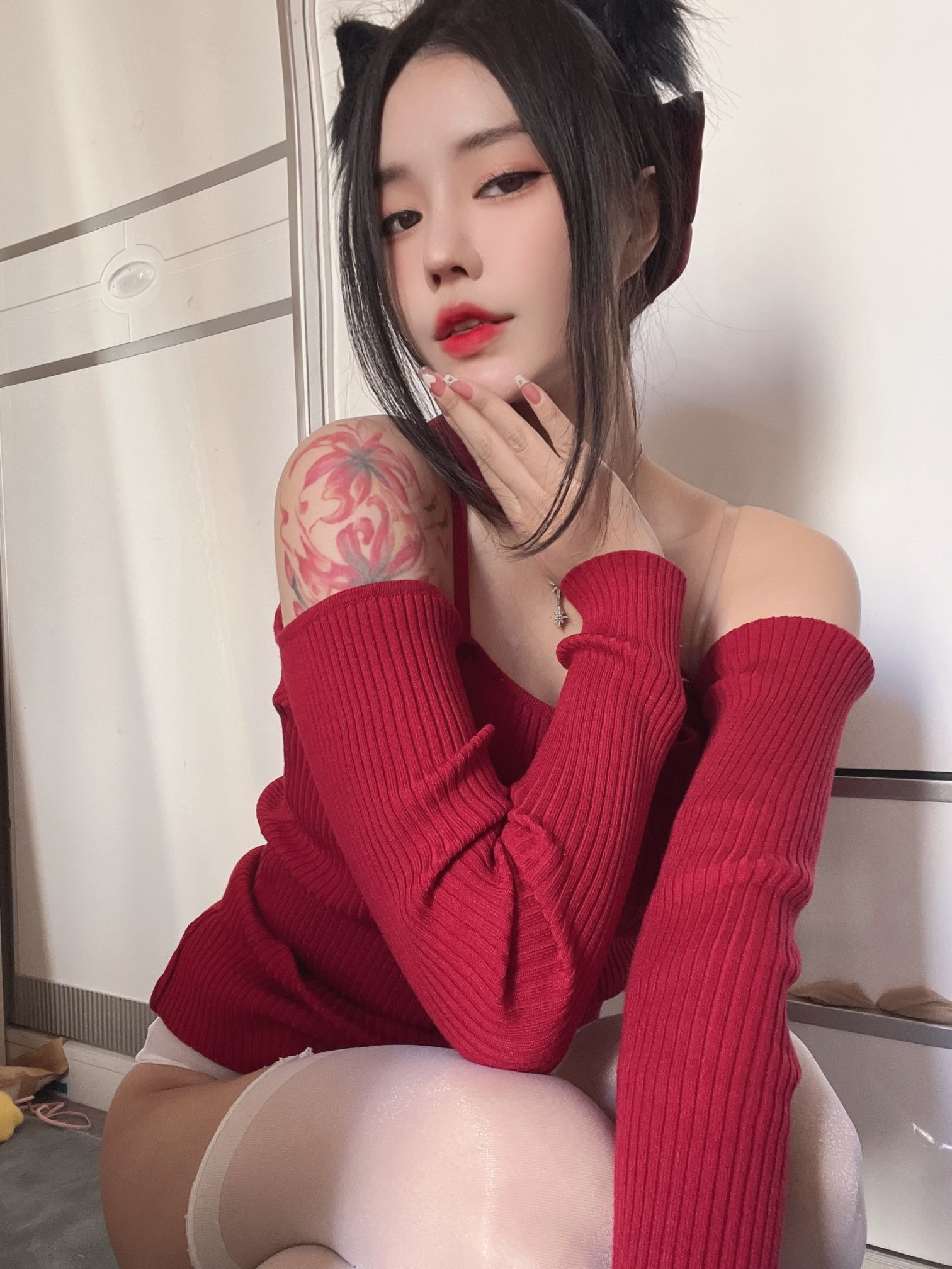 汐 圣诞特辑 [51P-111MB] 50