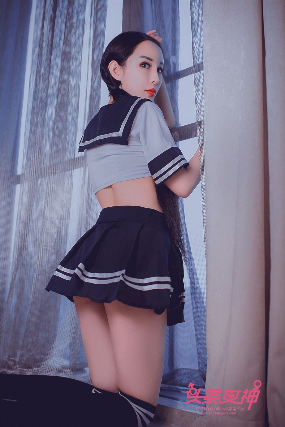 [Image: 5b32fb70ba15f4d74f815.jpg]