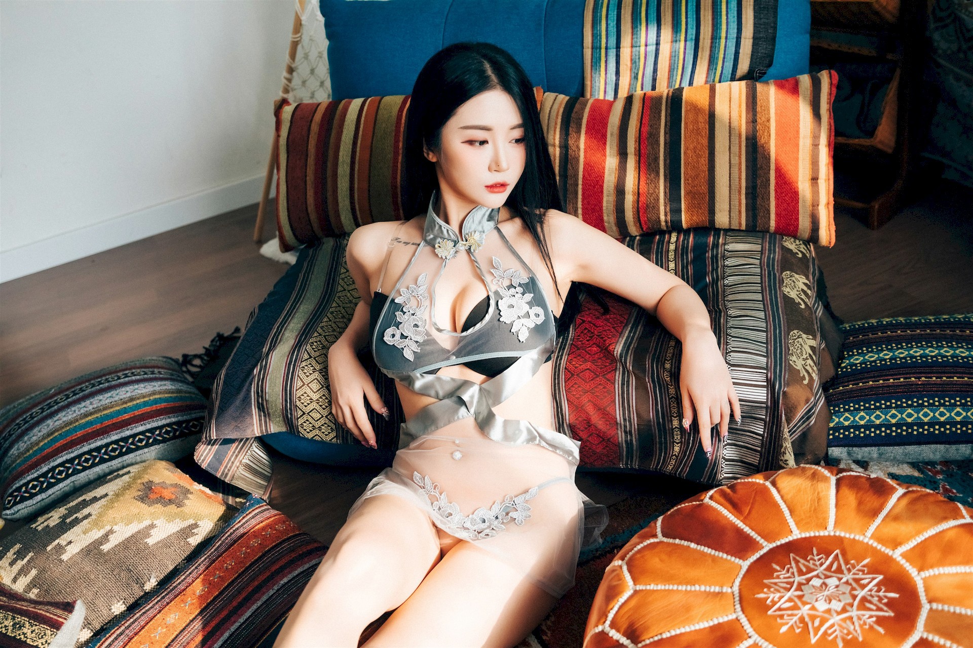 Jeong Bomi 정보미, [LOOZY] Holiday Set.01 6