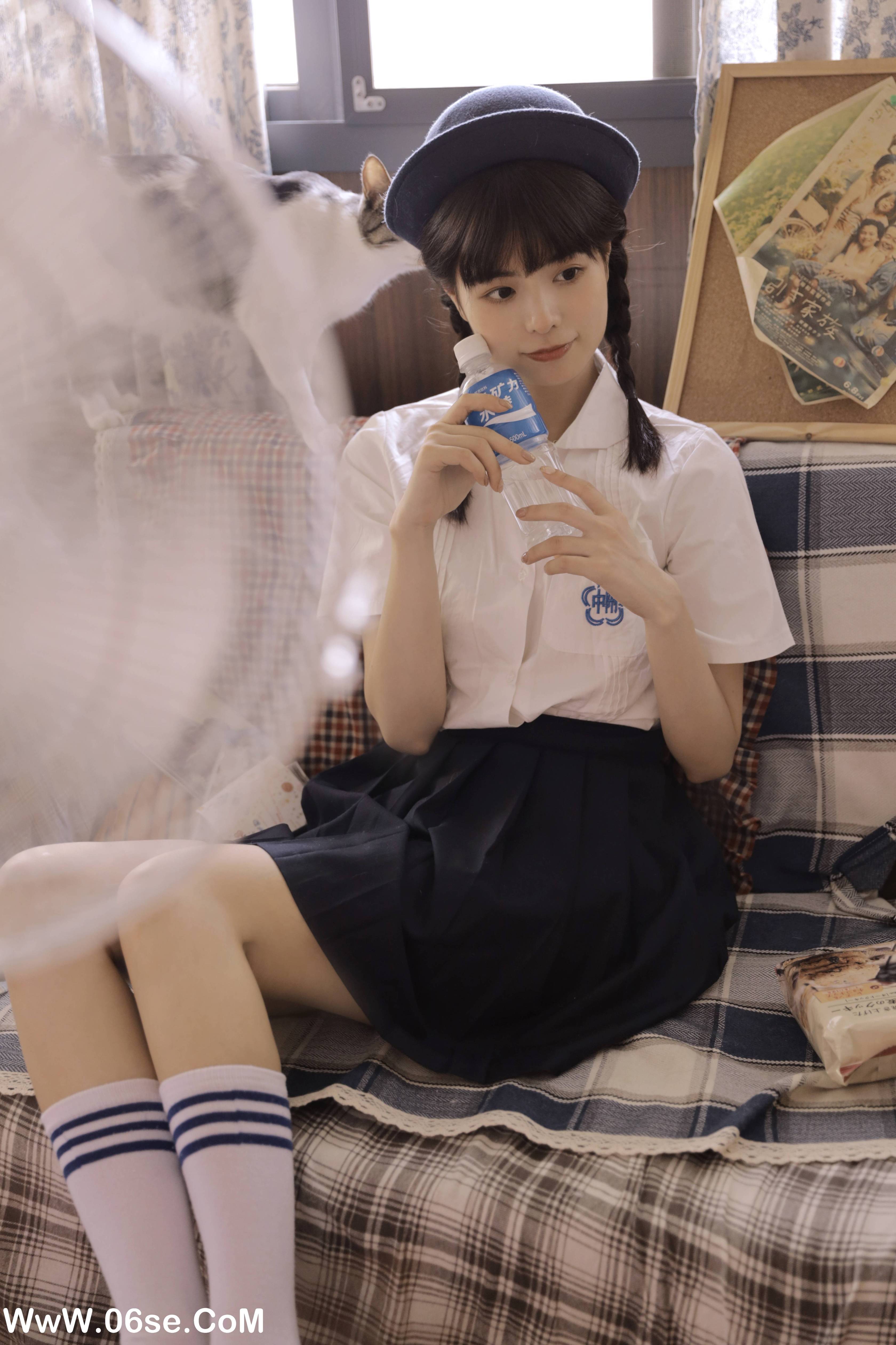 图片[3]-[YITUYU艺图语]2022.10.29 制服女孩 小谢[22+1P／202MB]-六色网