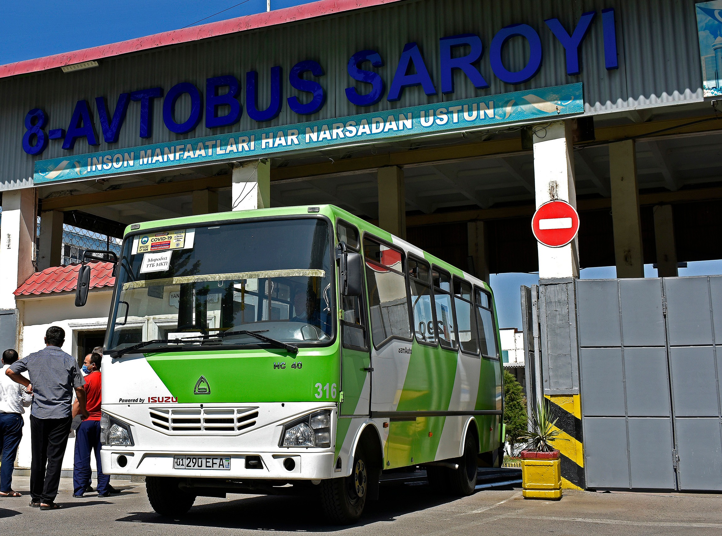 Третий автобус. Автобус 8. 3 Автобус саройи. 17 Автобус саройи Наманган. 18 Avtobus saroyi.