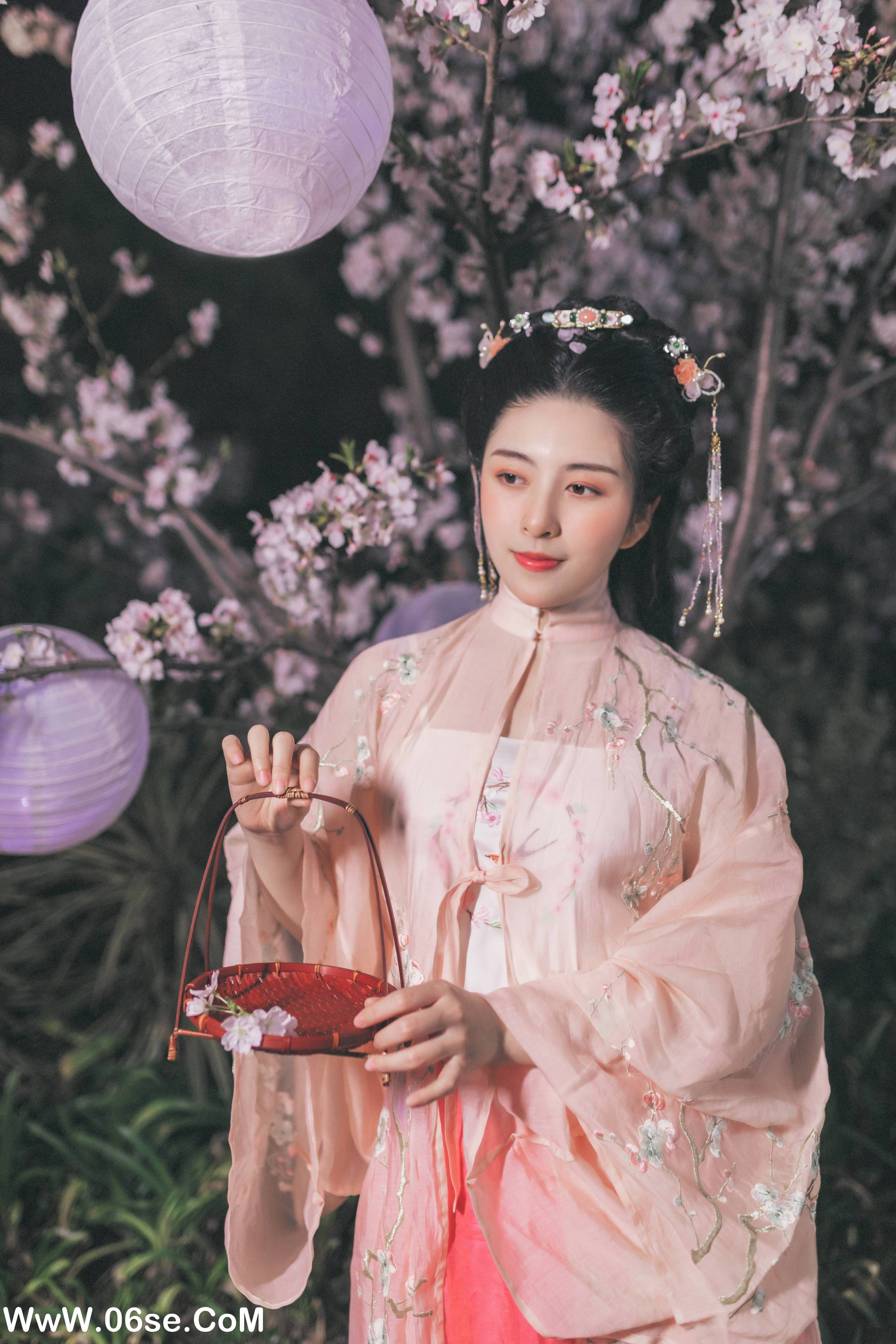 图片[16]-[YITUYU艺图语]2022.08.02 夜樱 秘制大何酱[24+1P／377MB]-六色网