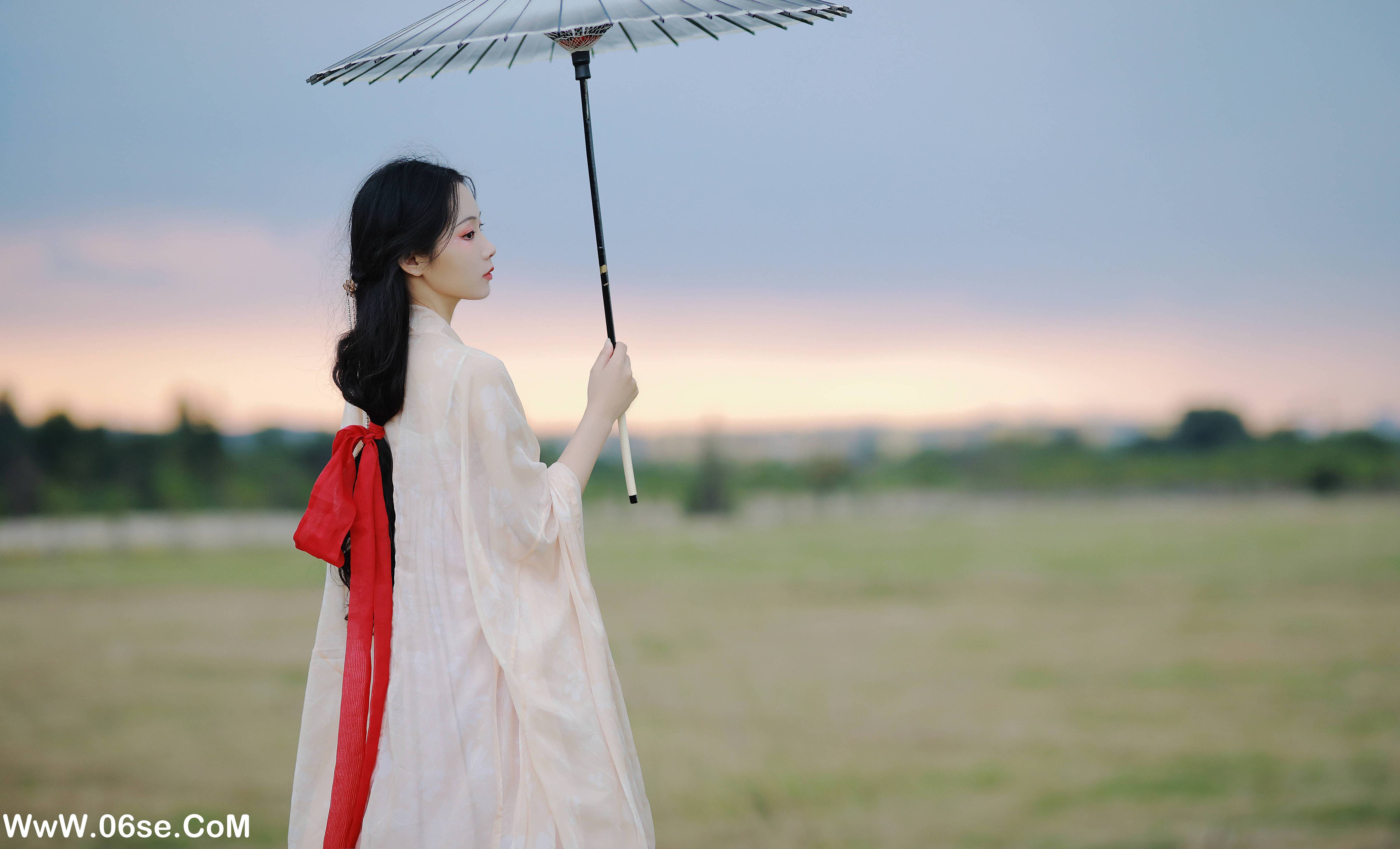 图片[6]-[YITUYU艺图语]2022.09.26 不归客 落花人独立[33+1P／630MB]-六色网