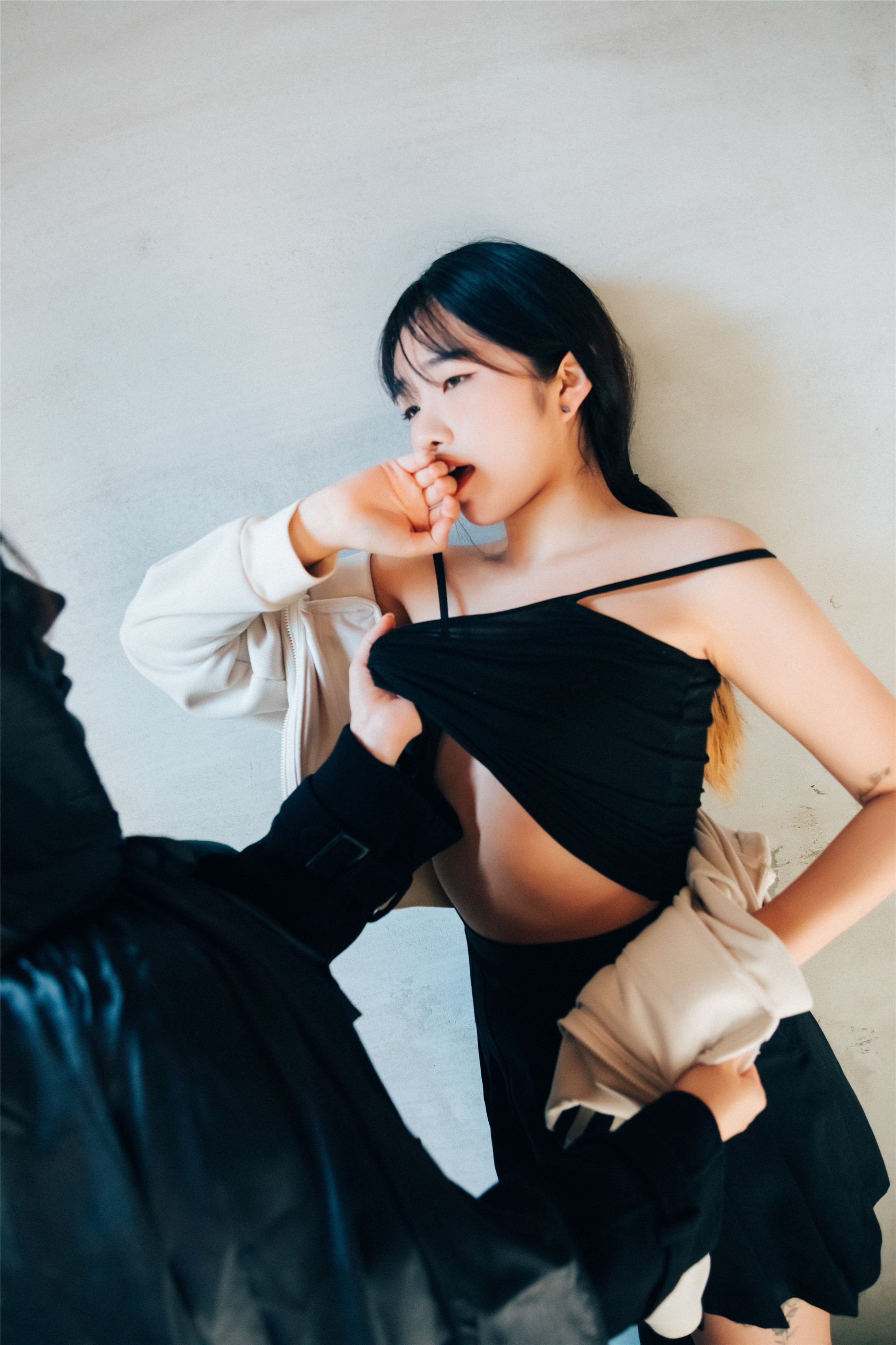 [Loozy] Sonson 손손 - Mechakucha 120P 20
