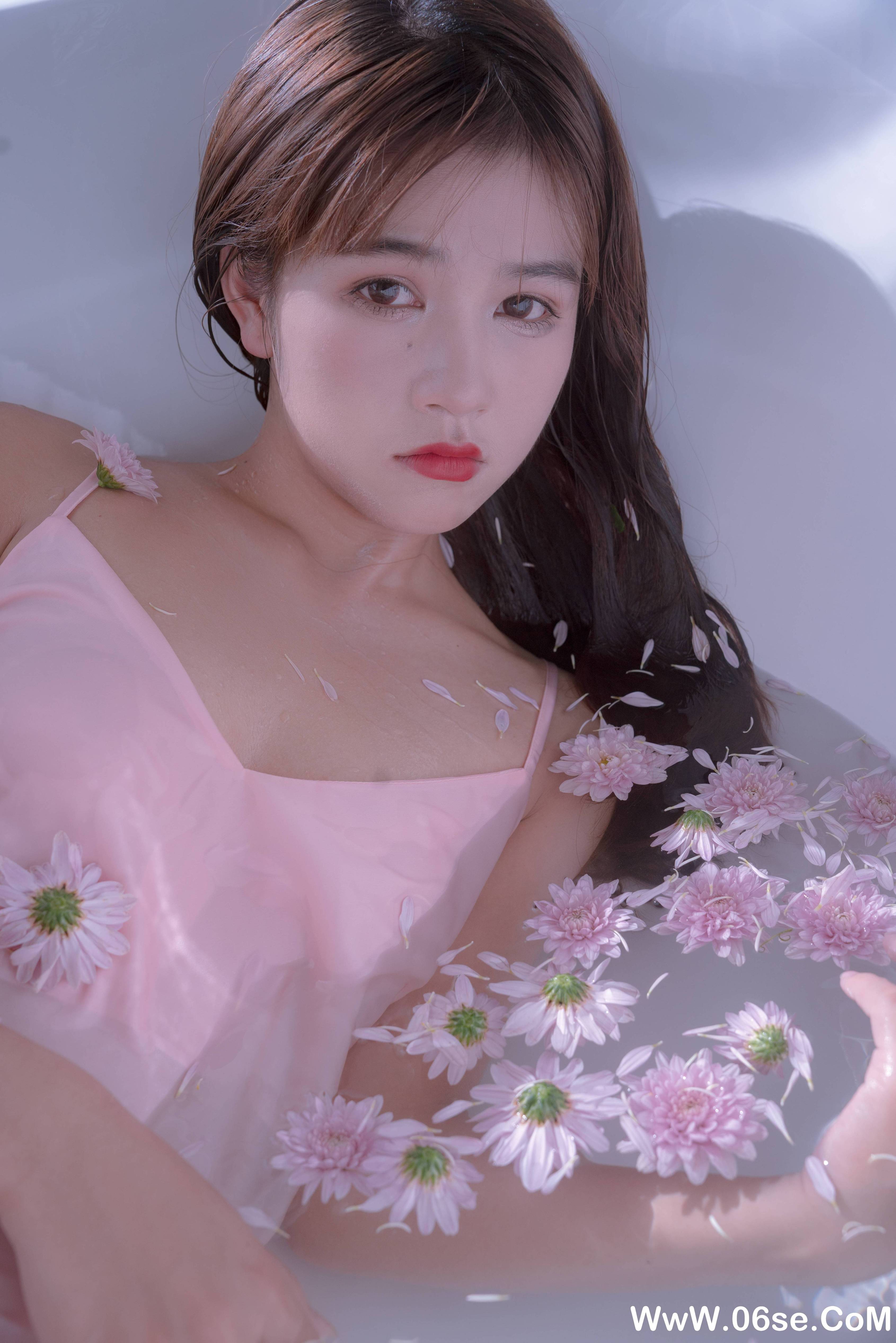 图片[5]-[YITUYU艺图语]2021.11.22 少女梦 落痣_[32+1P／648MB]-六色网