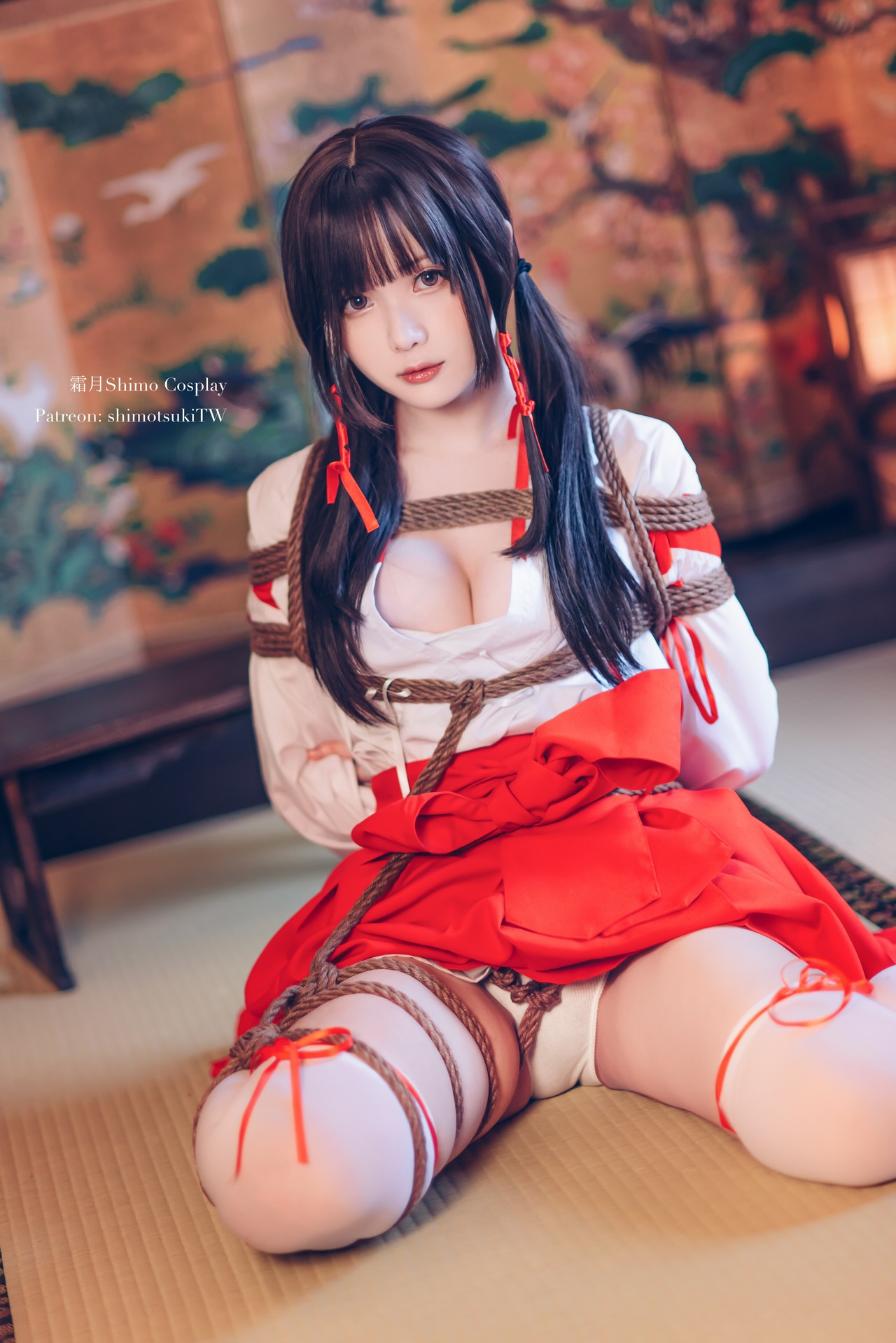[霜月shimo] 巫女捆绑 Miko Bundle 1