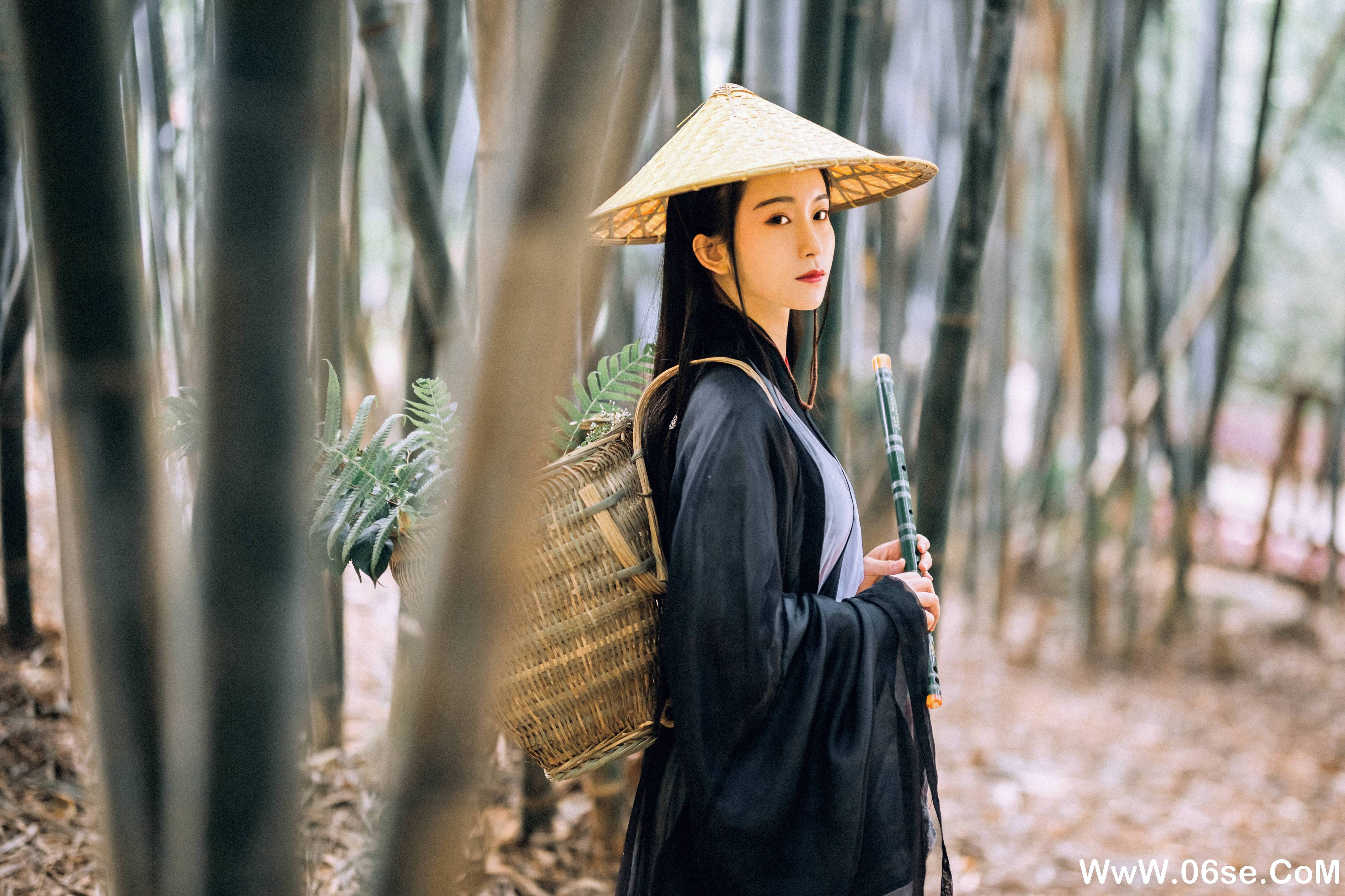 图片[30]-[YITUYU艺图语]2021.12.15 采药 七屿[29+1P／465MB]-六色网