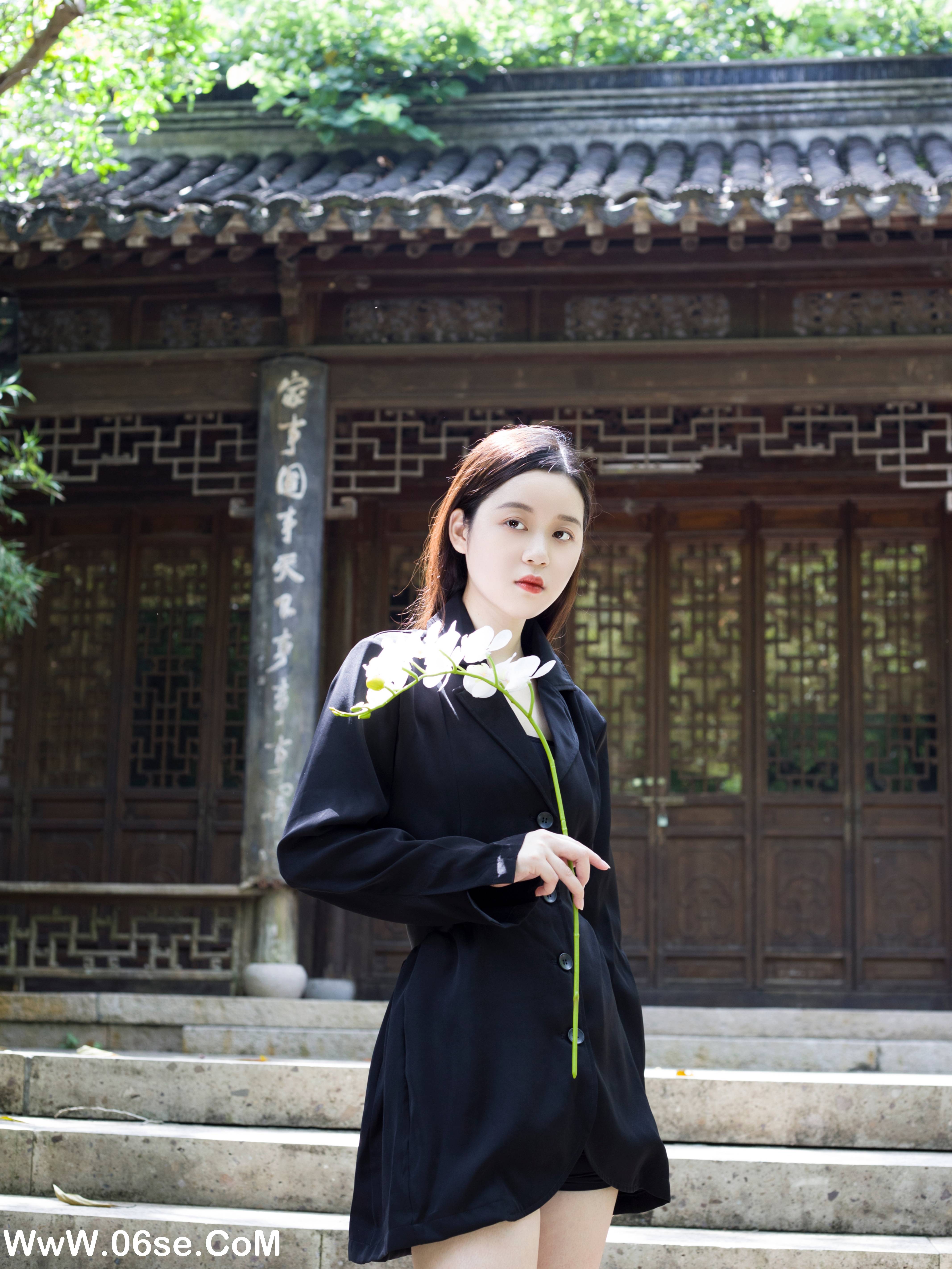 图片[22]-[YITUYU艺图语]2022.10.17 游园 SouyuLam[30+1P／309MB]-六色网
