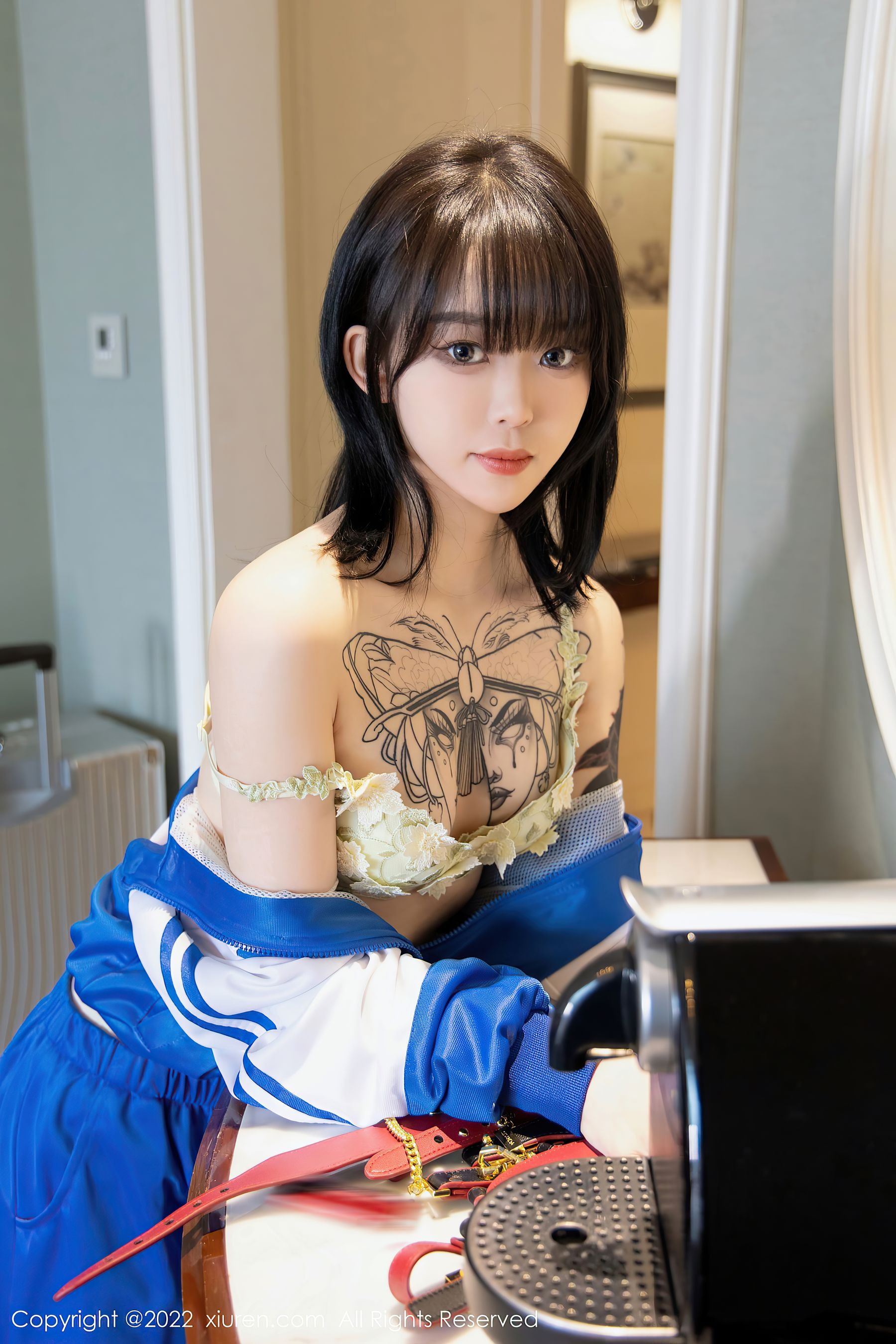 [秀人XiuRen]_No.4838_奶瓶-写真图集共68P 4