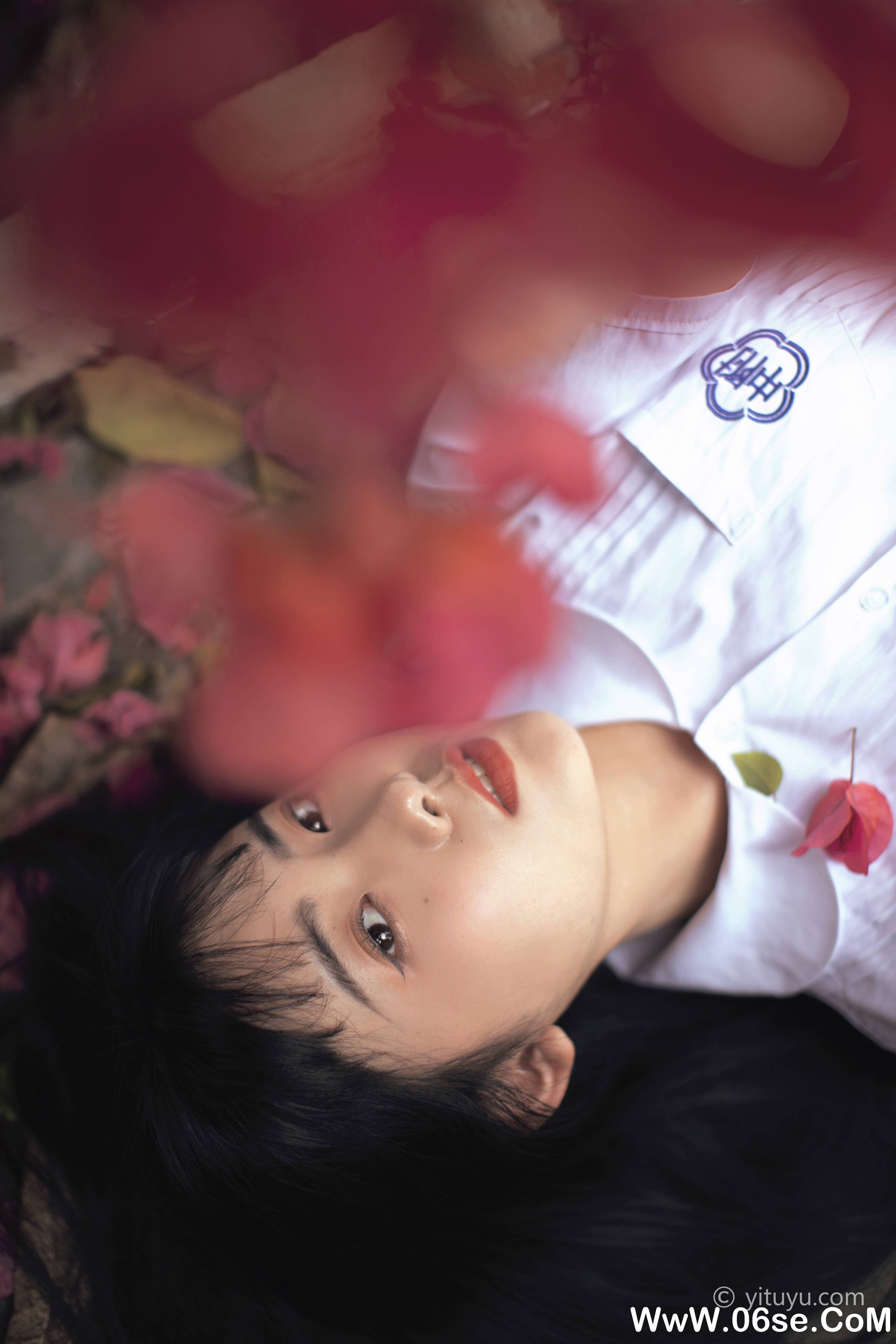 图片[19]-[YITUYU艺图语]2021.04.28 花季 黄子卿[26P／378MB]-六色网