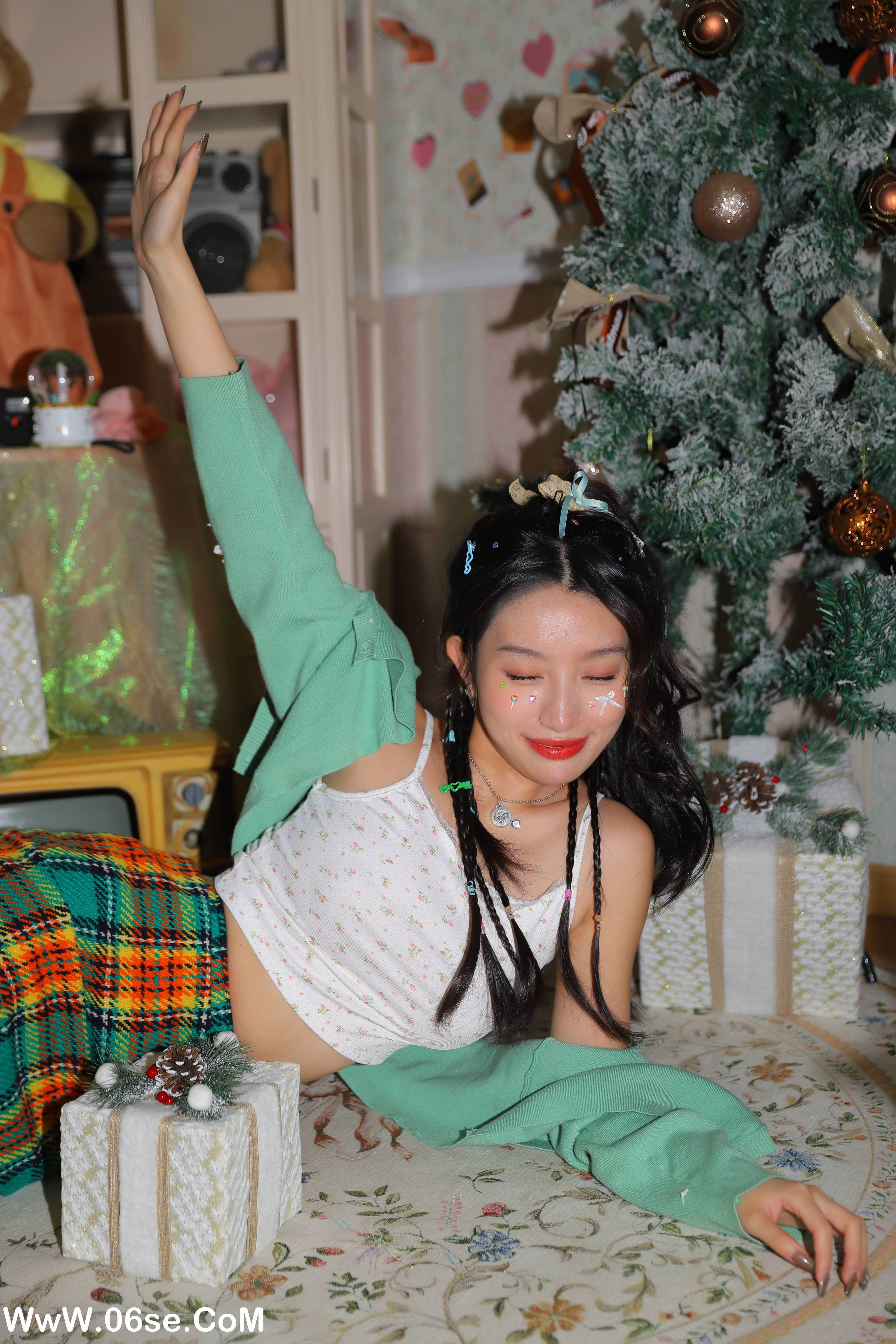 图片[26]-[YITUYU艺图语]2022.11.21 圣诞女孩 柠萌婧啊[37+1P／447MB]-六色网