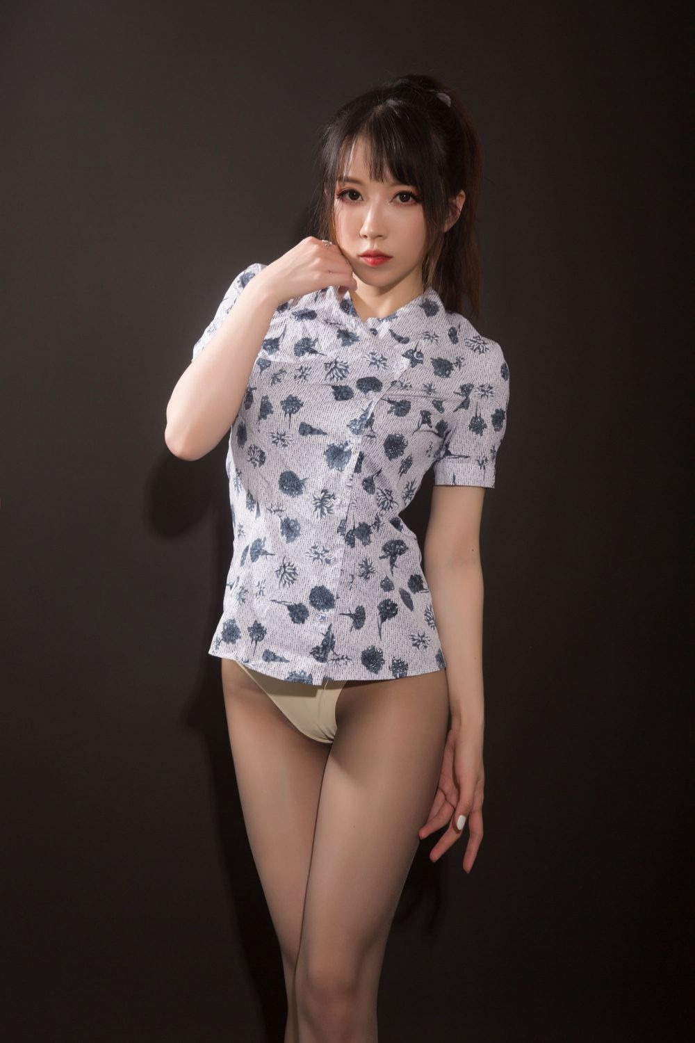 小女巫露娜-东航棚拍 [21P] 11
