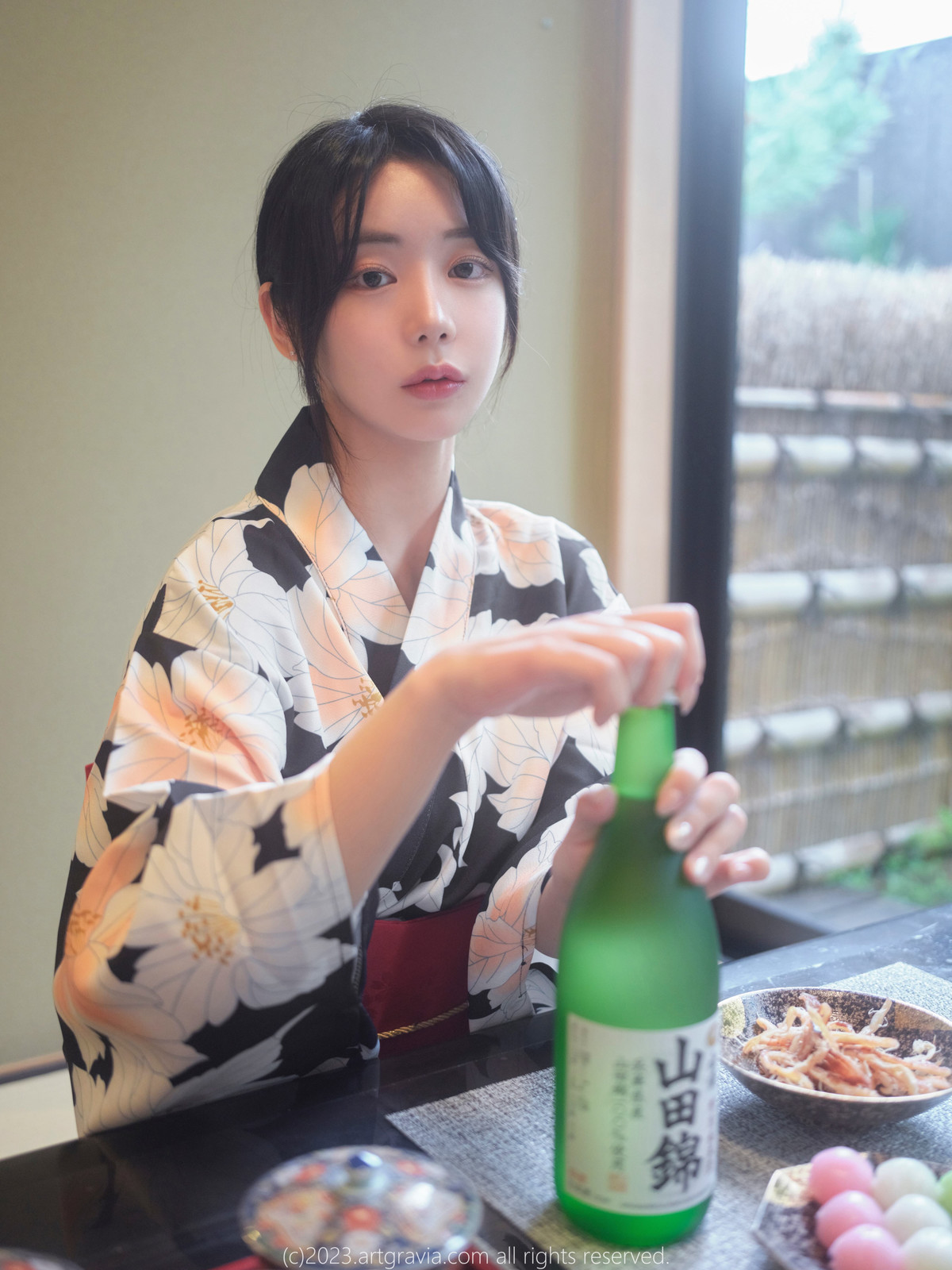 Wuyo 우요, ArtGravia Vol.553 Photobook Set.01 3