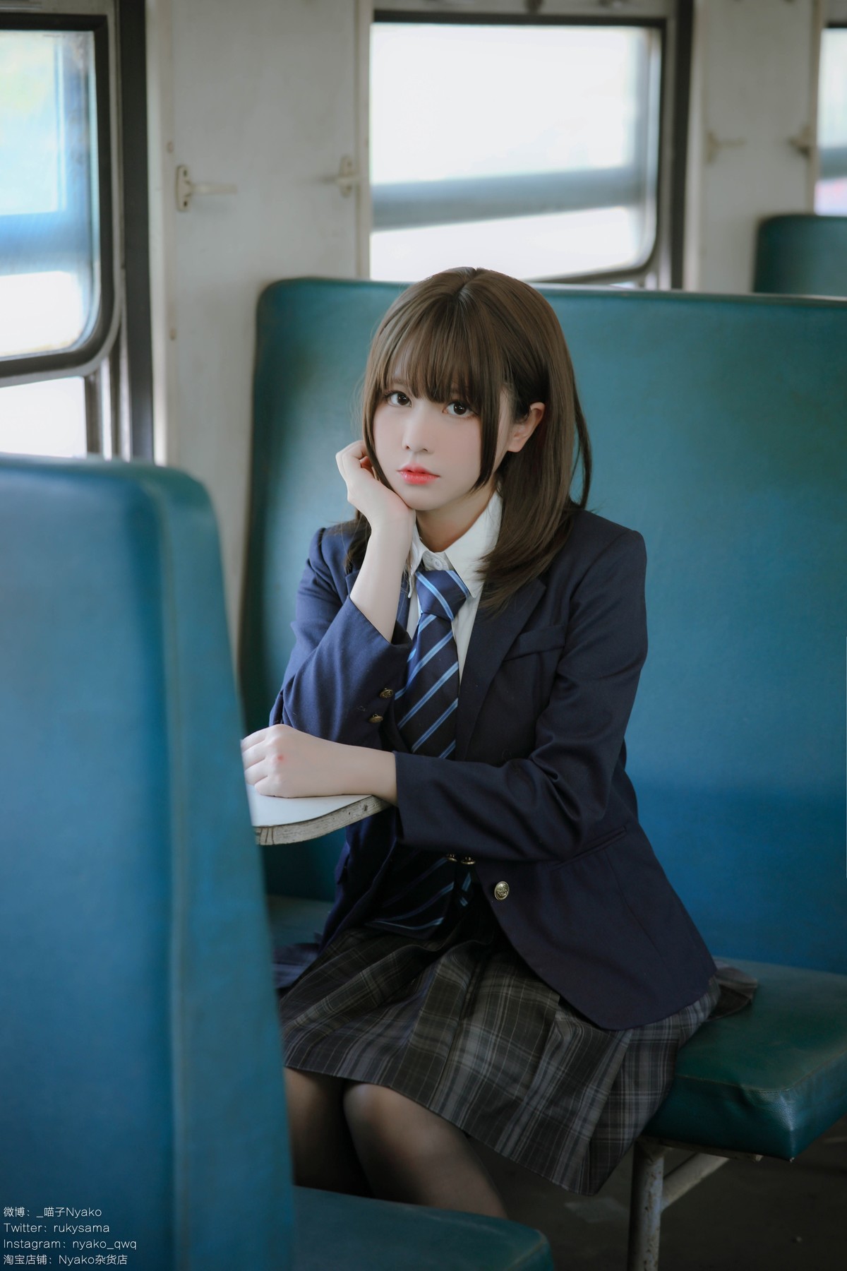 Cosplay Nyako喵子 火车JK制服 8