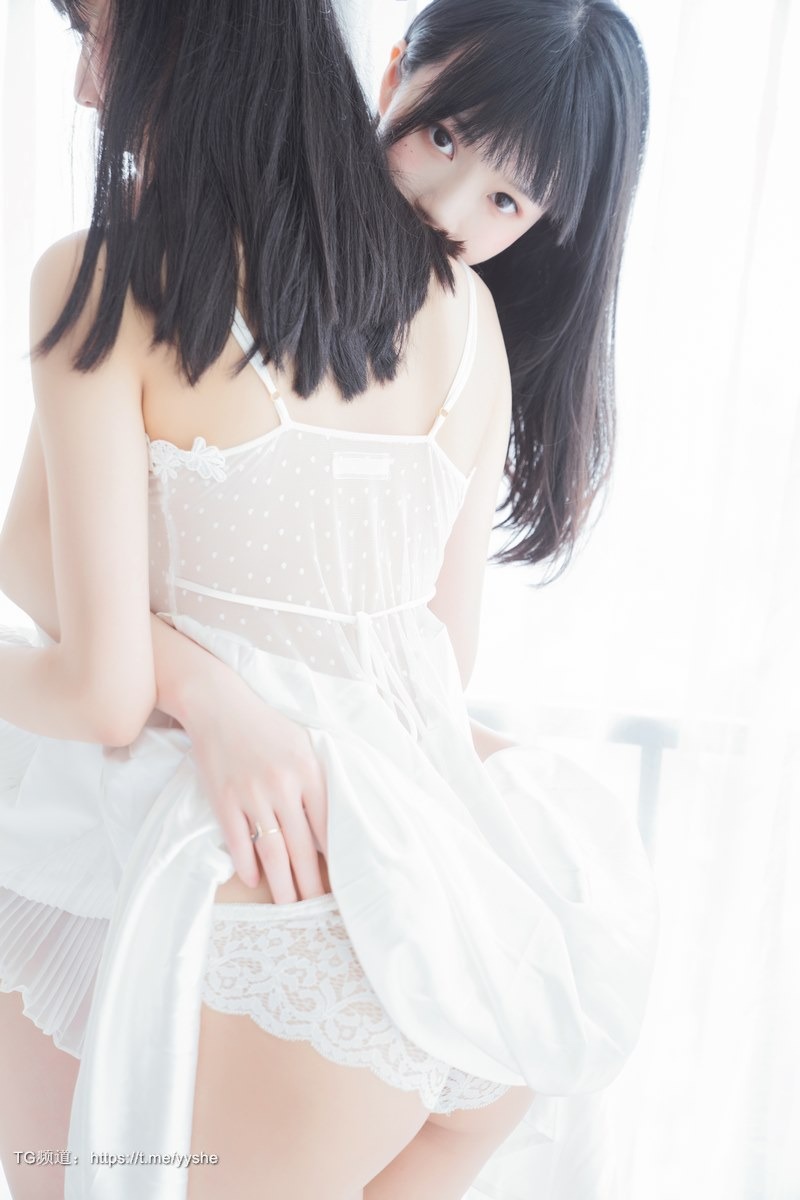 [Cos]桜桃喵- 朝(白裙×白裙)[58P] 14