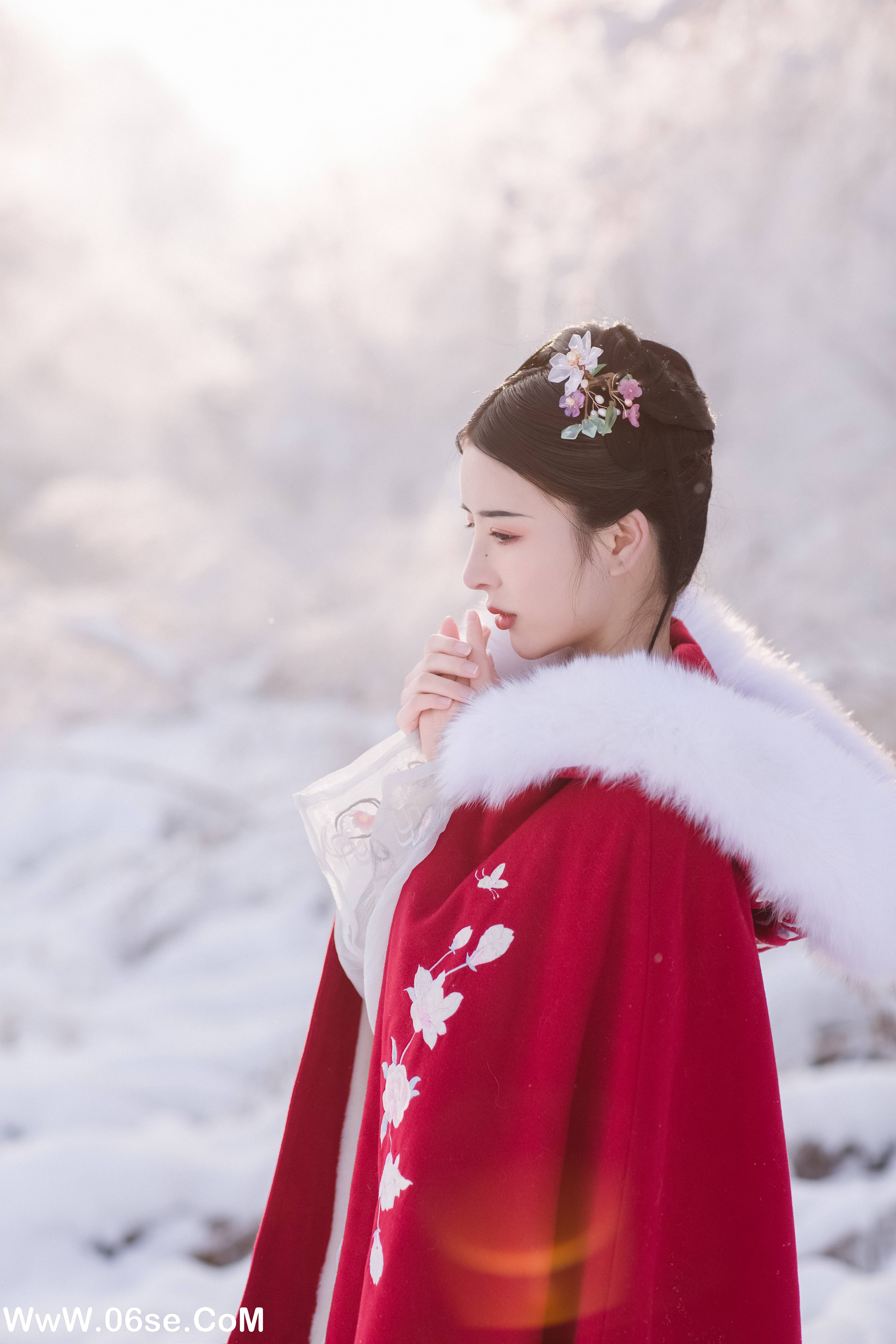 图片[16]-[YITUYU艺图语]2022.07.08 异乡雪 沐槿cutie[31+1P／282MB]-六色网