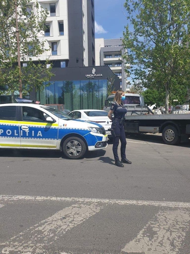 Monumental agente de politia