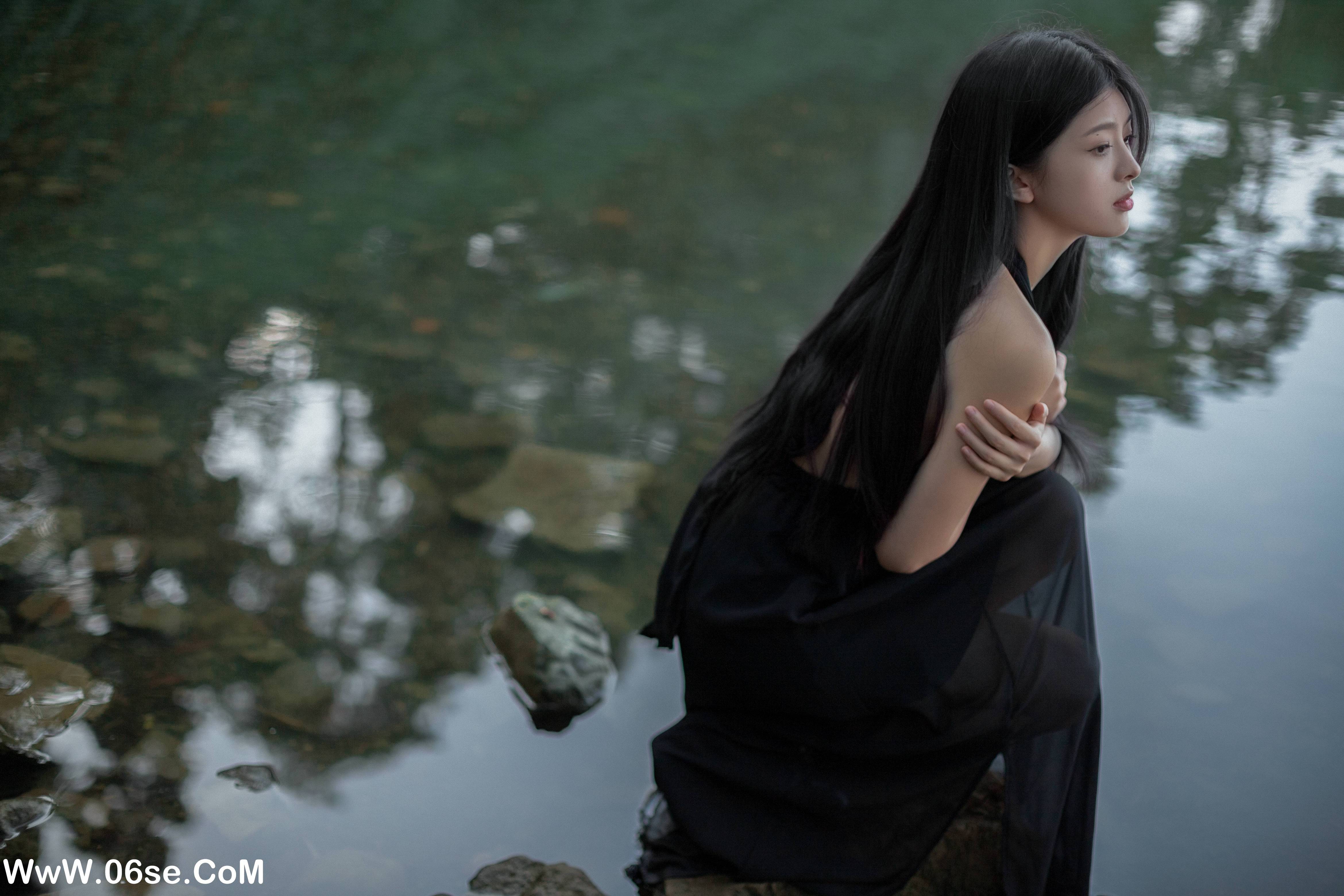 图片[10]-[YITUYU艺图语]2022.10.20 安静的绿 张张包[24+1P／440MB]-六色网