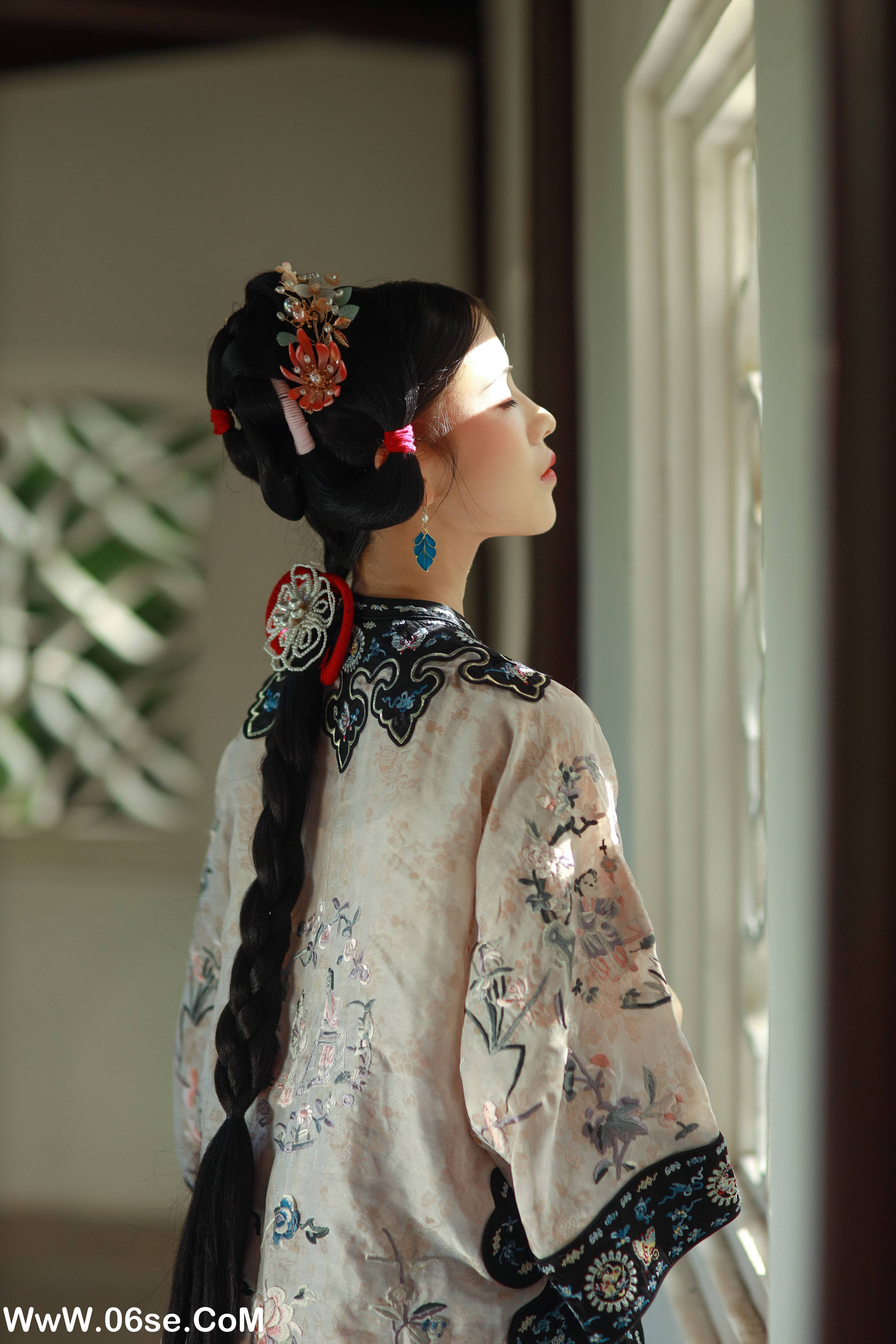 图片[5]-[YITUYU艺图语]2022.10.03 清汉女 _喵喵家的小鱼干_[29+1P／424MB]-六色网