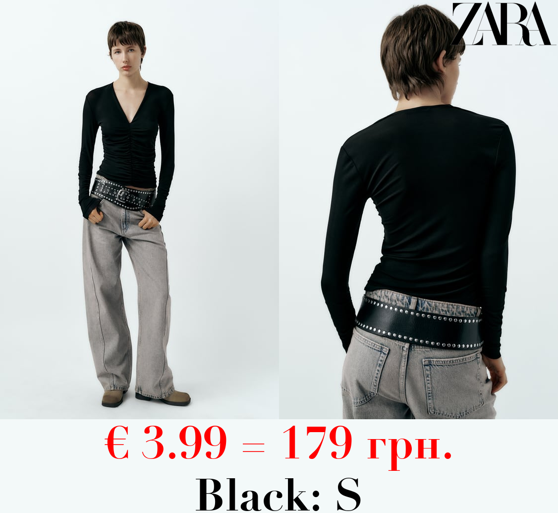 LONG SLEEVE TOP WITH GATHERED DETAIL