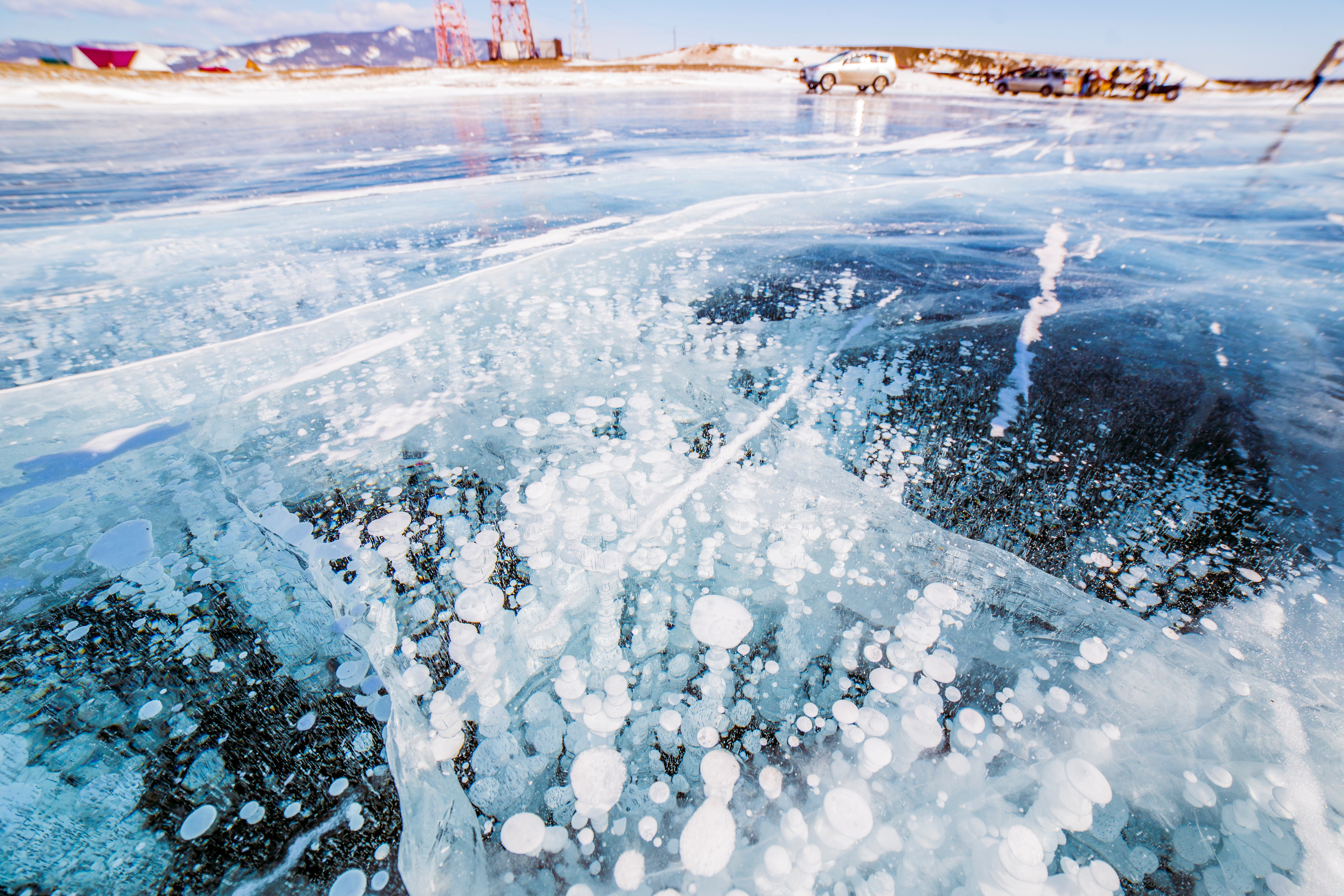 Пузырьки на байкале. Метановые пузыри на Байкале. Пузырьки на Байкале большое Голоустное. Зимний Байкал. Байкал зимой.
