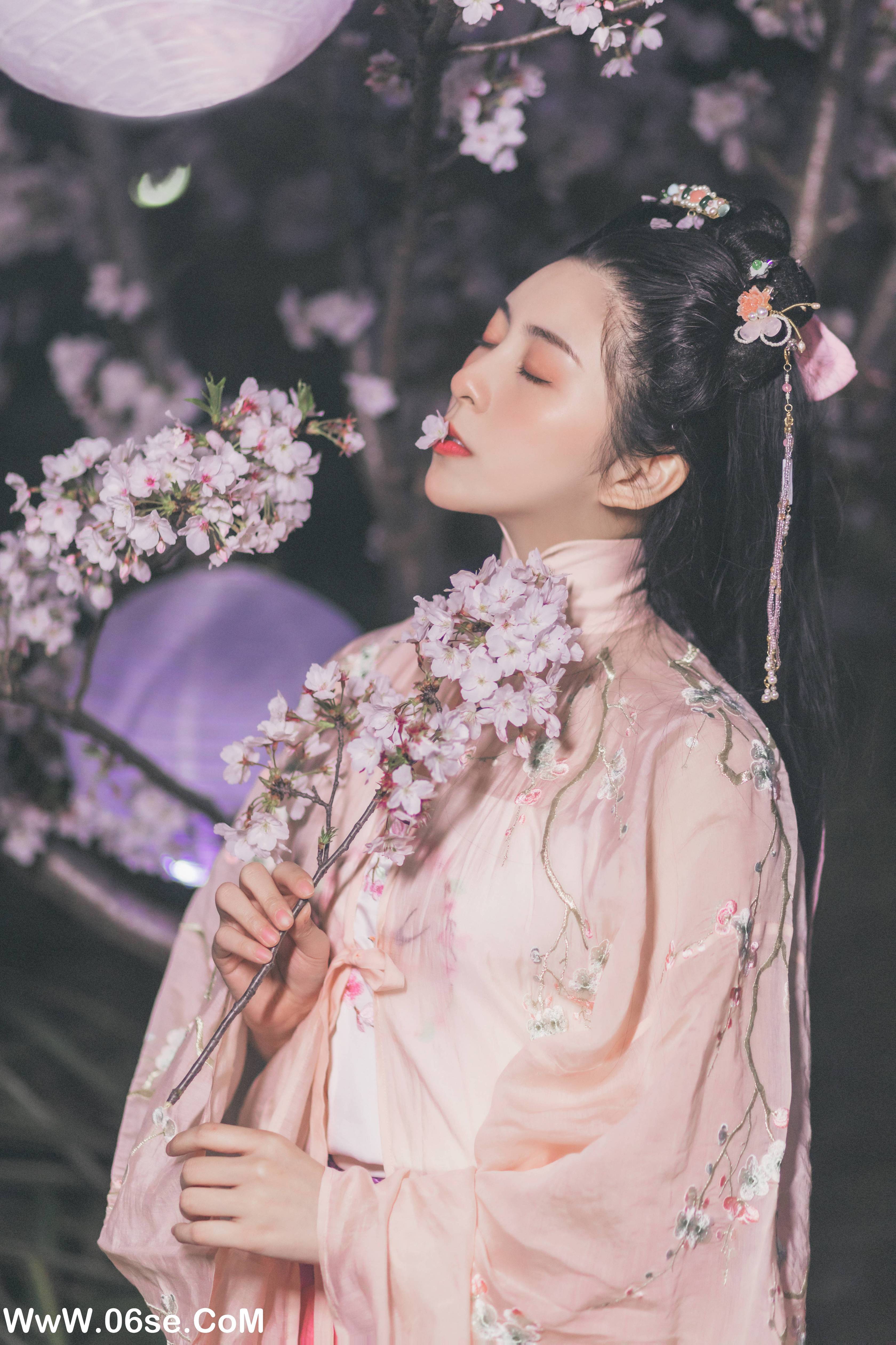 图片[14]-[YITUYU艺图语]2022.08.02 夜樱 秘制大何酱[24+1P／377MB]-六色网