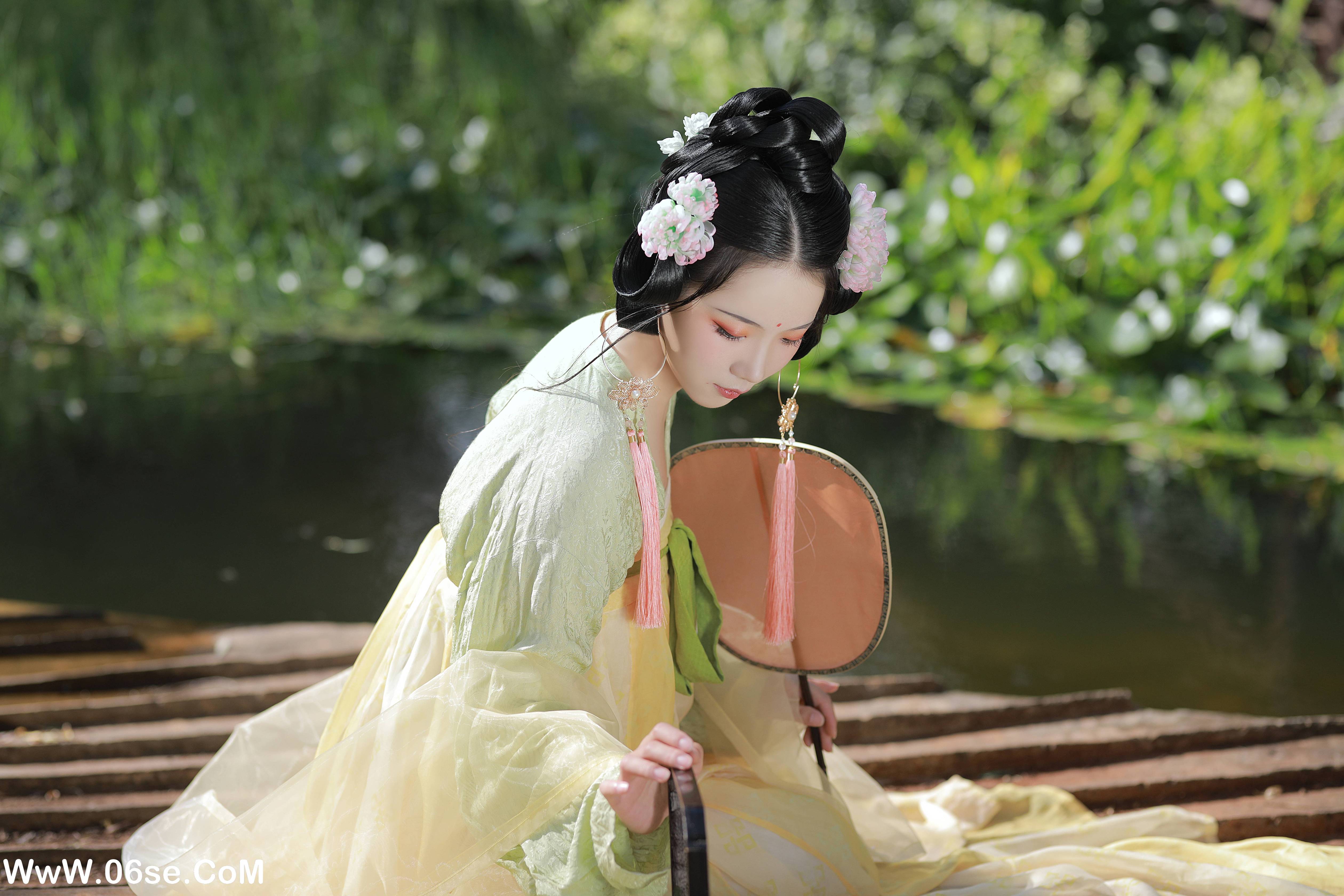 图片[25]-[YITUYU艺图语]2022.09.08 若无闲事挂心头 落花人独立[32+1P／673MB]-六色网
