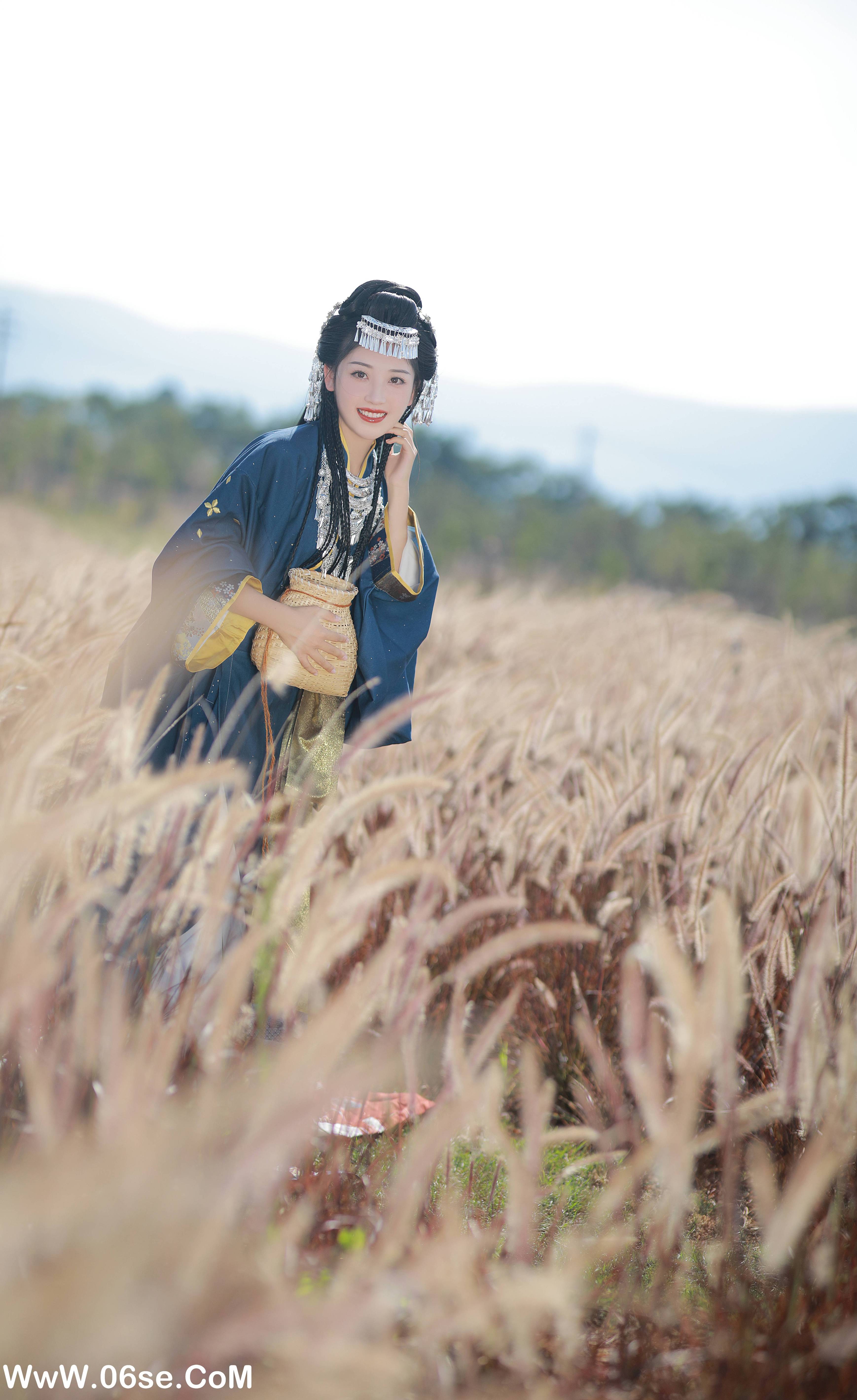 图片[31]-[YITUYU艺图语]2022.09.29 我与春风携过客 Y-JIN[35+1P／661MB]-六色网