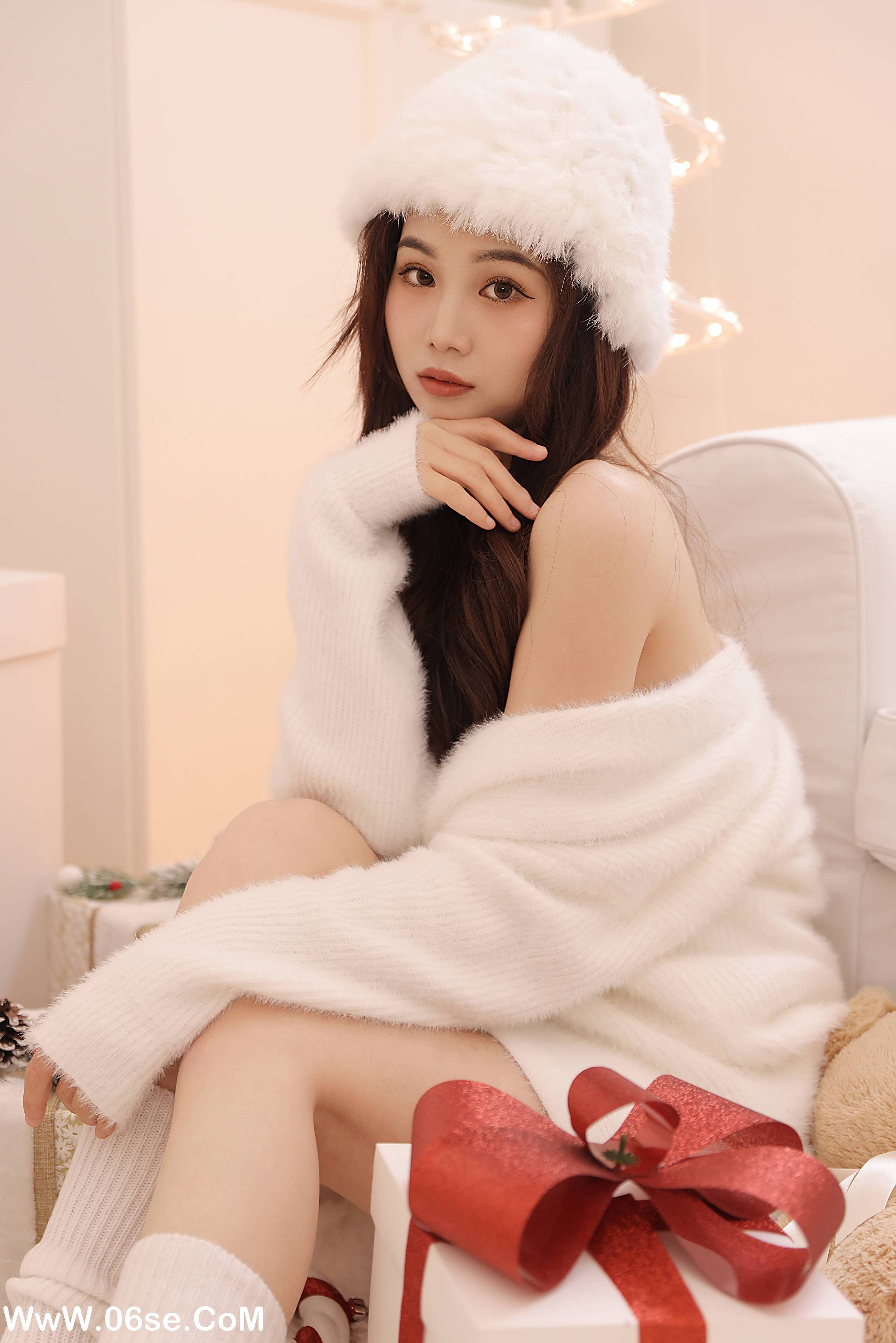 图片[18]-[YITUYU艺图语]2022.12.25 圣诞 Juuuudy兒[22+1P／3293MB]-六色网