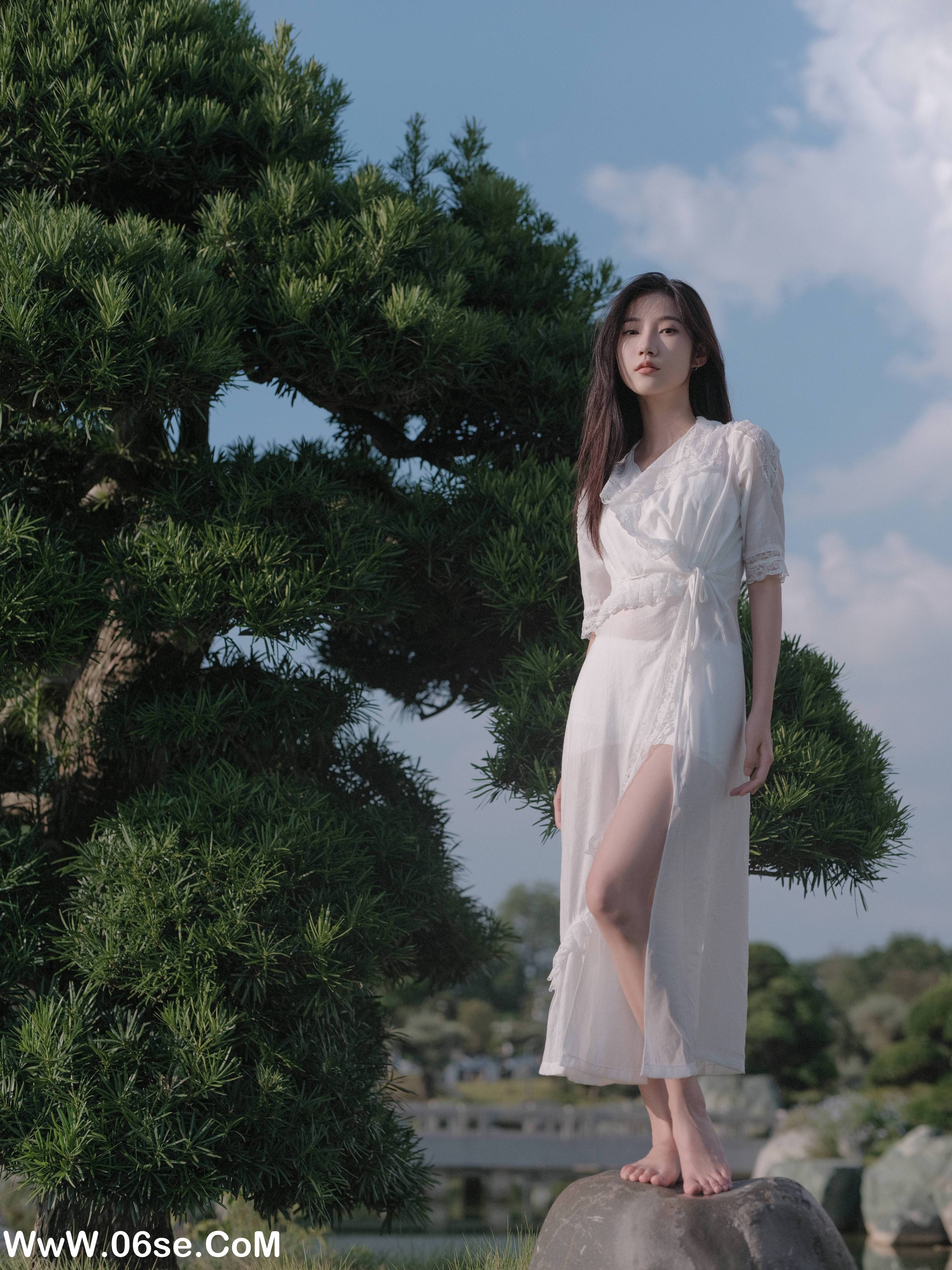 图片[26]-[YITUYU艺图语]2022.11.17 秋风 阿万[45+1P／408MB]-六色网