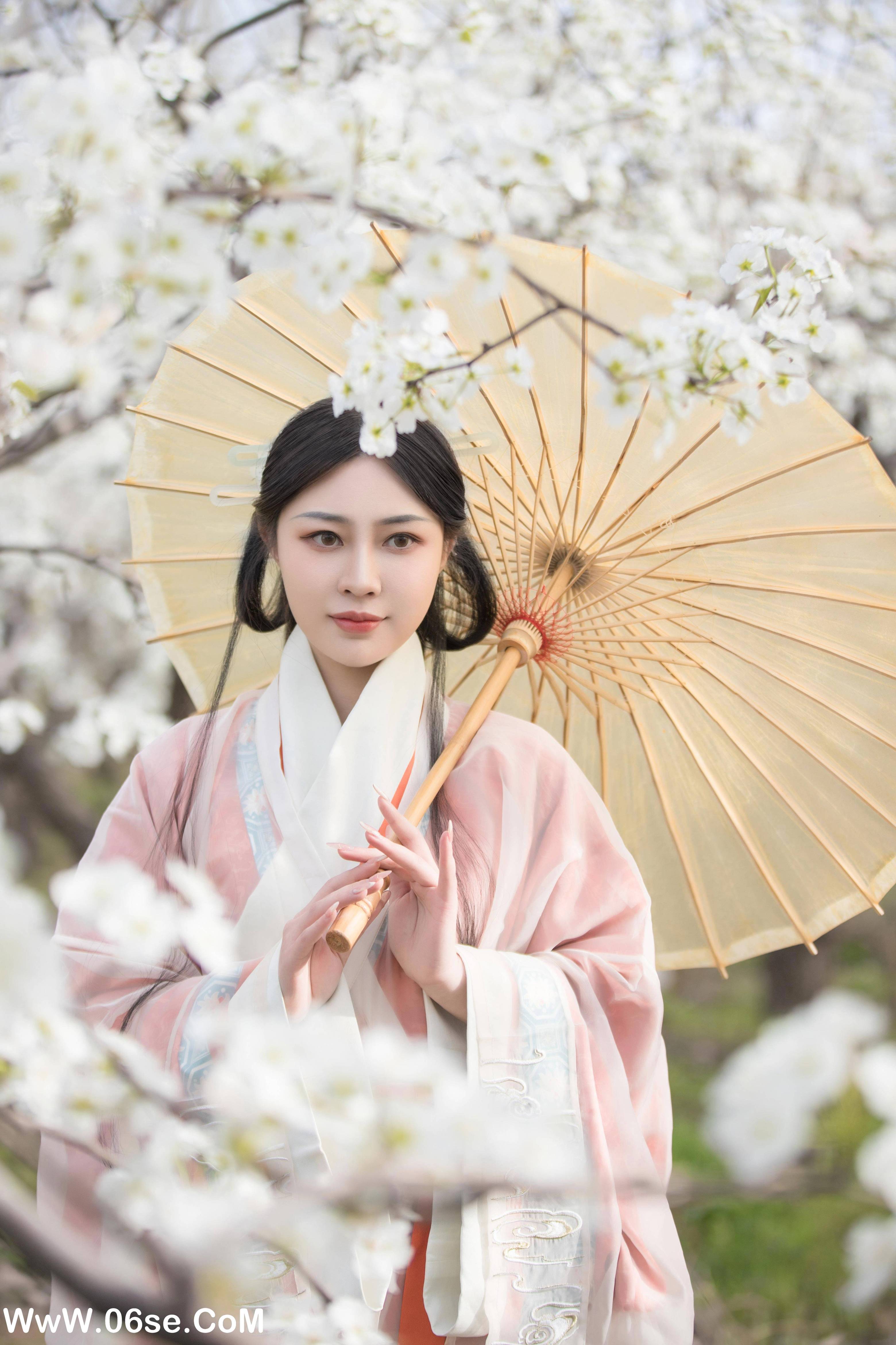 图片[24]-[YITUYU艺图语]2022.06.01 香寒未逐风 鹿哥[24P-158.65MB]-六色网