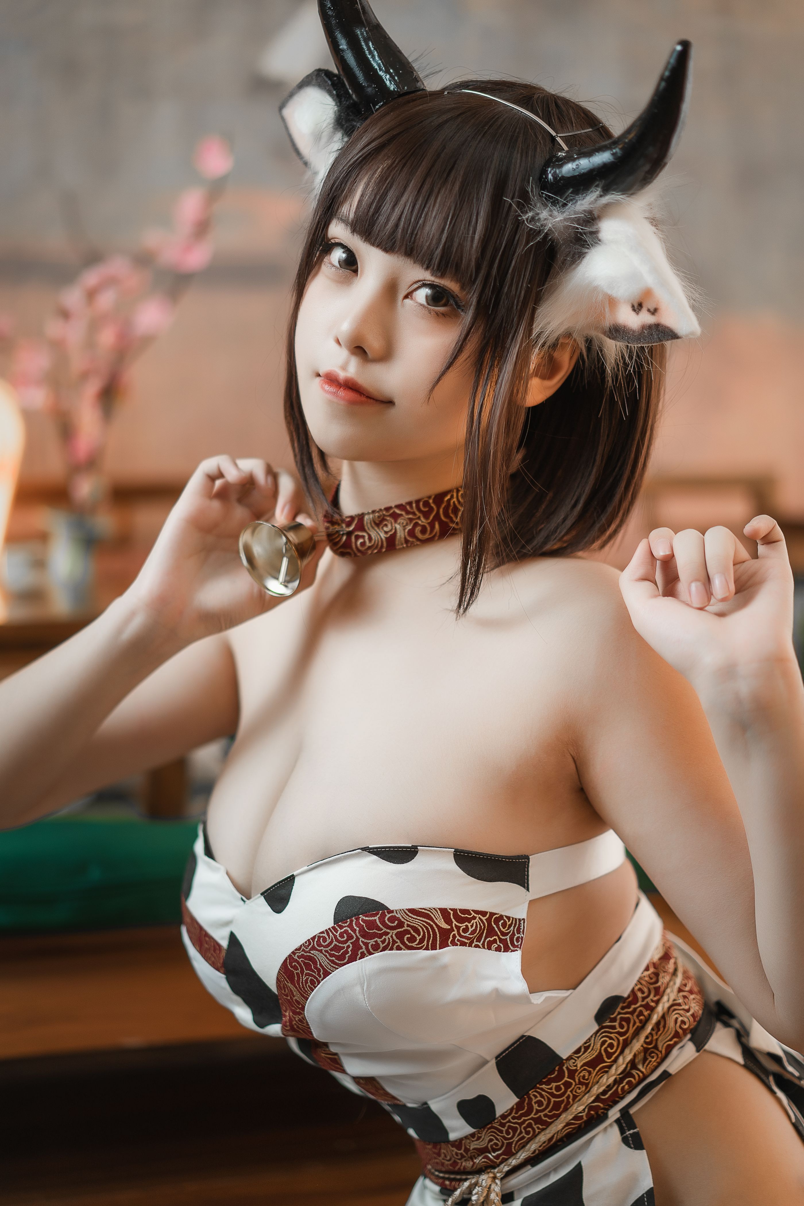 蜜汁猫裘 - 奶牛 [50P-880MB] 21