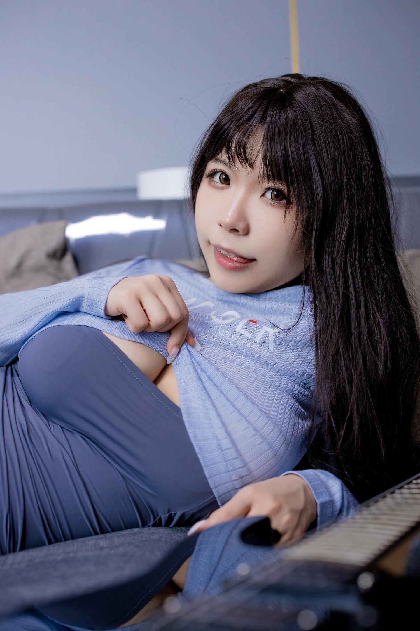 自闭颜球球(无颜小天使wy) - 吉他妹妹2.0 29