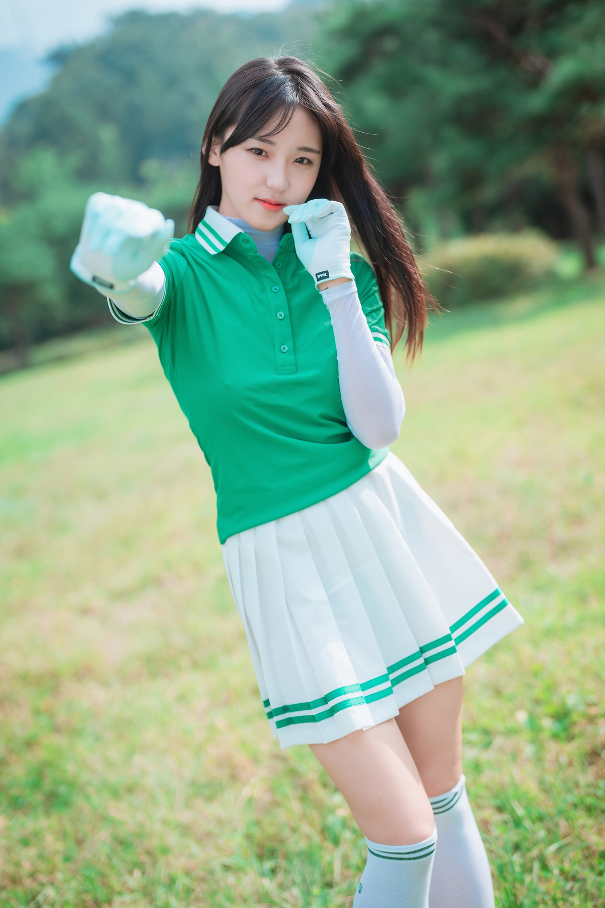 Hendoong 혠둥이, DJAWA ‘On Green’ Set.01 3