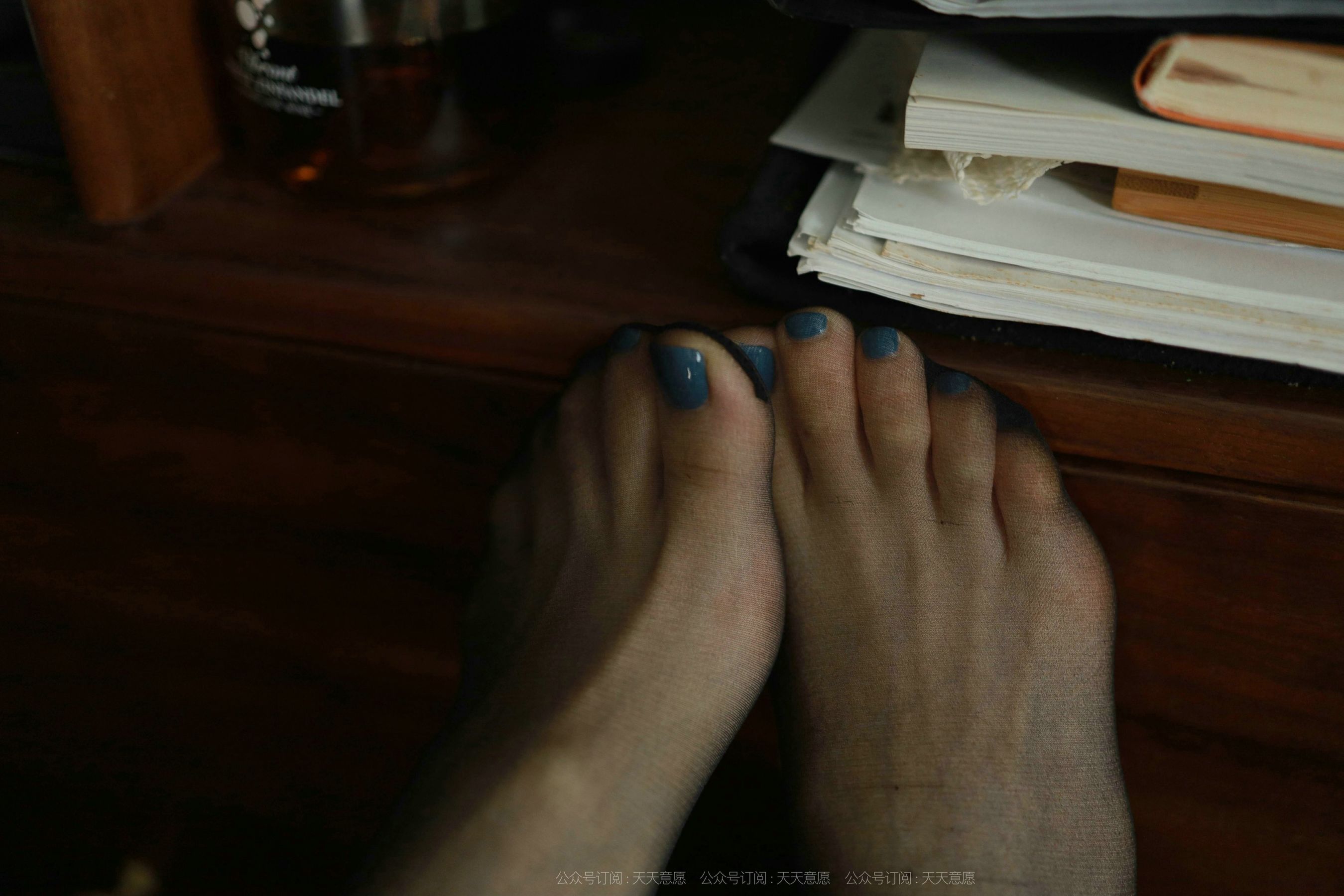 [IESS异思趣向]_模特：小六《姓感皮裙》-写真图集共88P 2