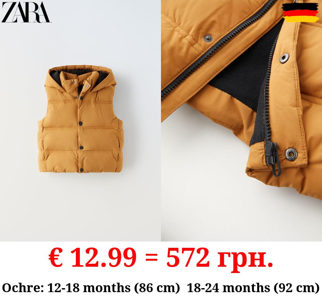 WATER-REPELLENT HOODED GILET