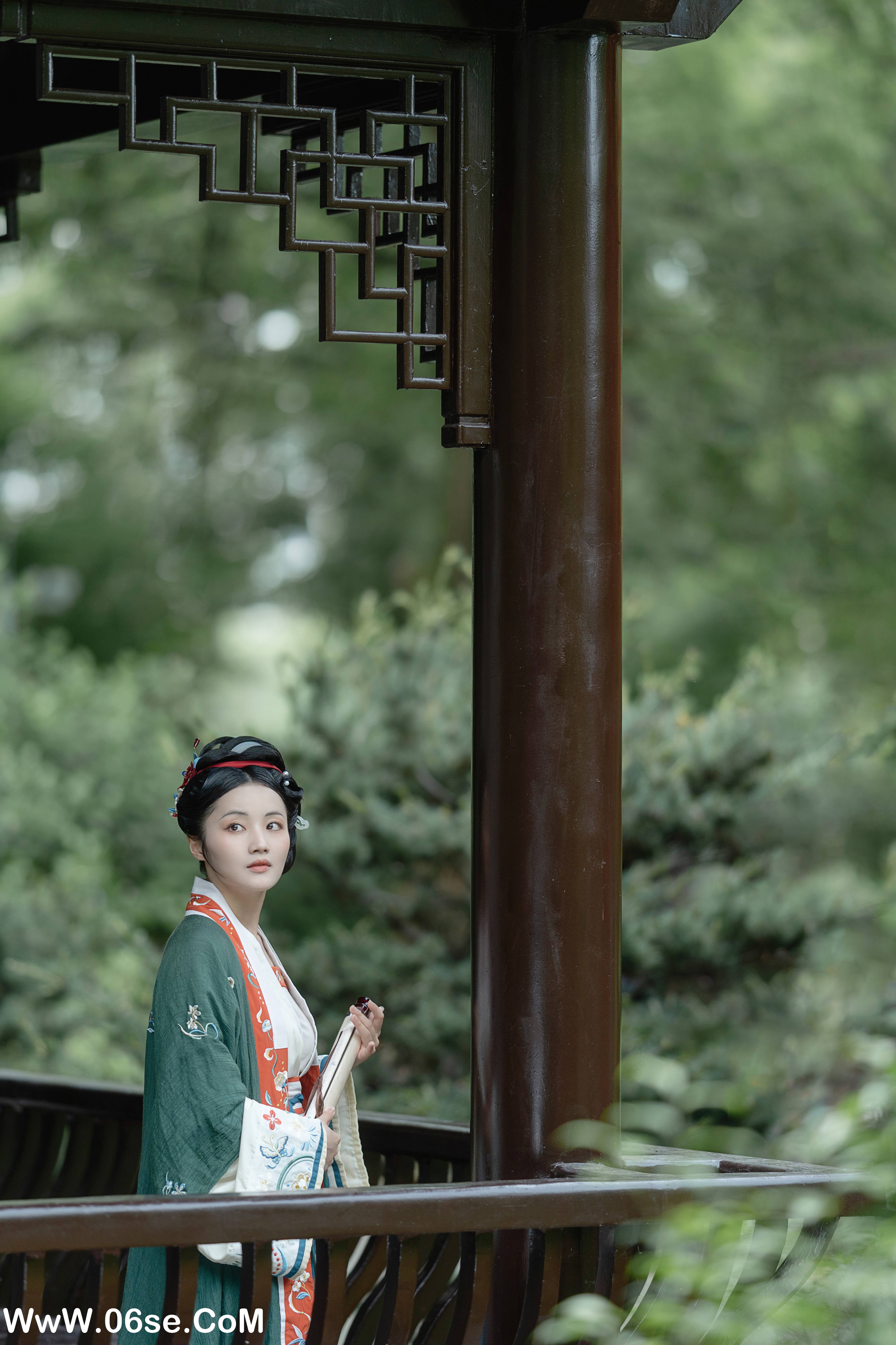 图片[20]-[YITUYU艺图语]2022.10.31 画莫叶 默默[25+1P／272MB]-六色网