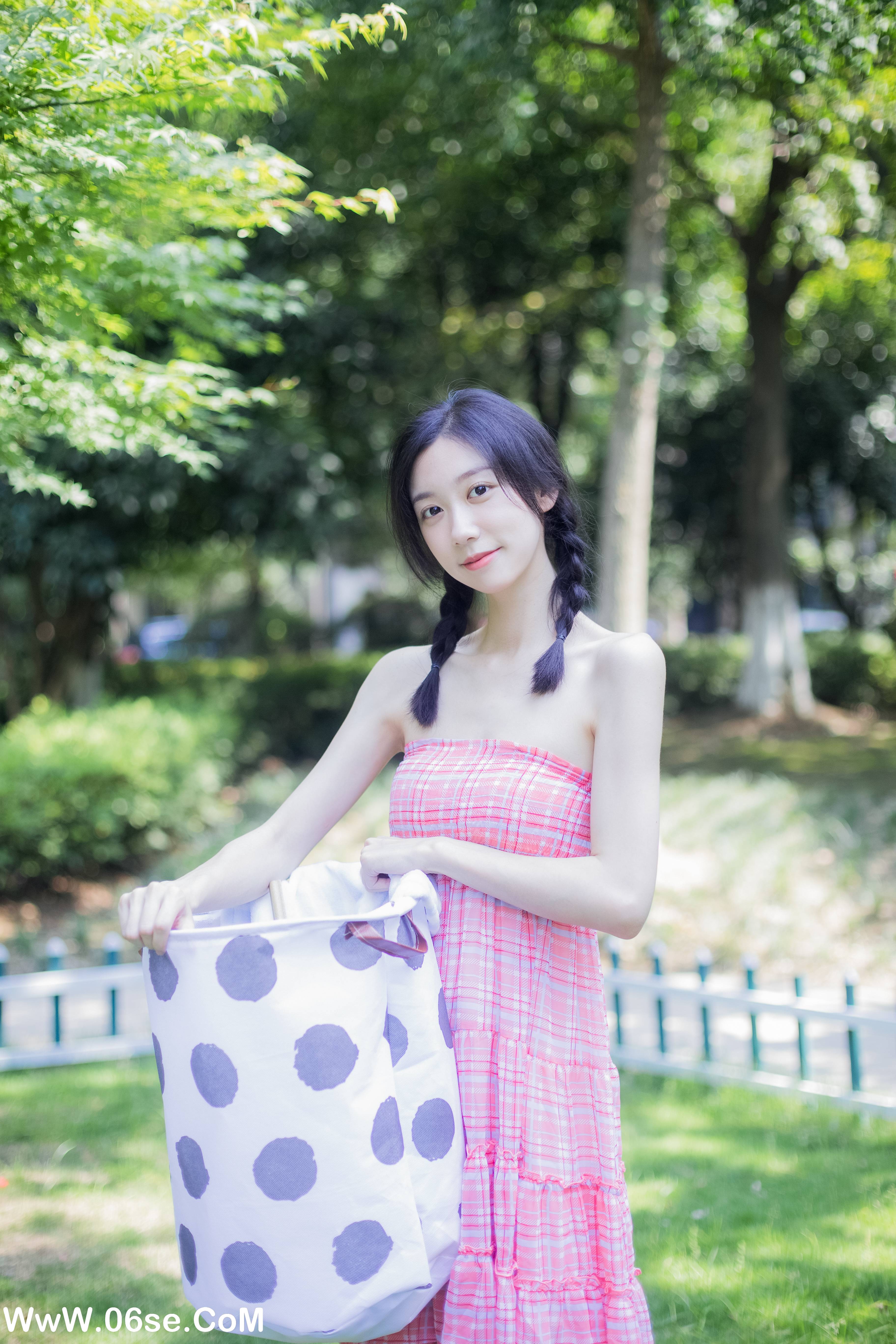 图片[35]-[YITUYU艺图语]2022.07.19 今日天气晴 饲猫少女-[41+1P／433MB]-六色网