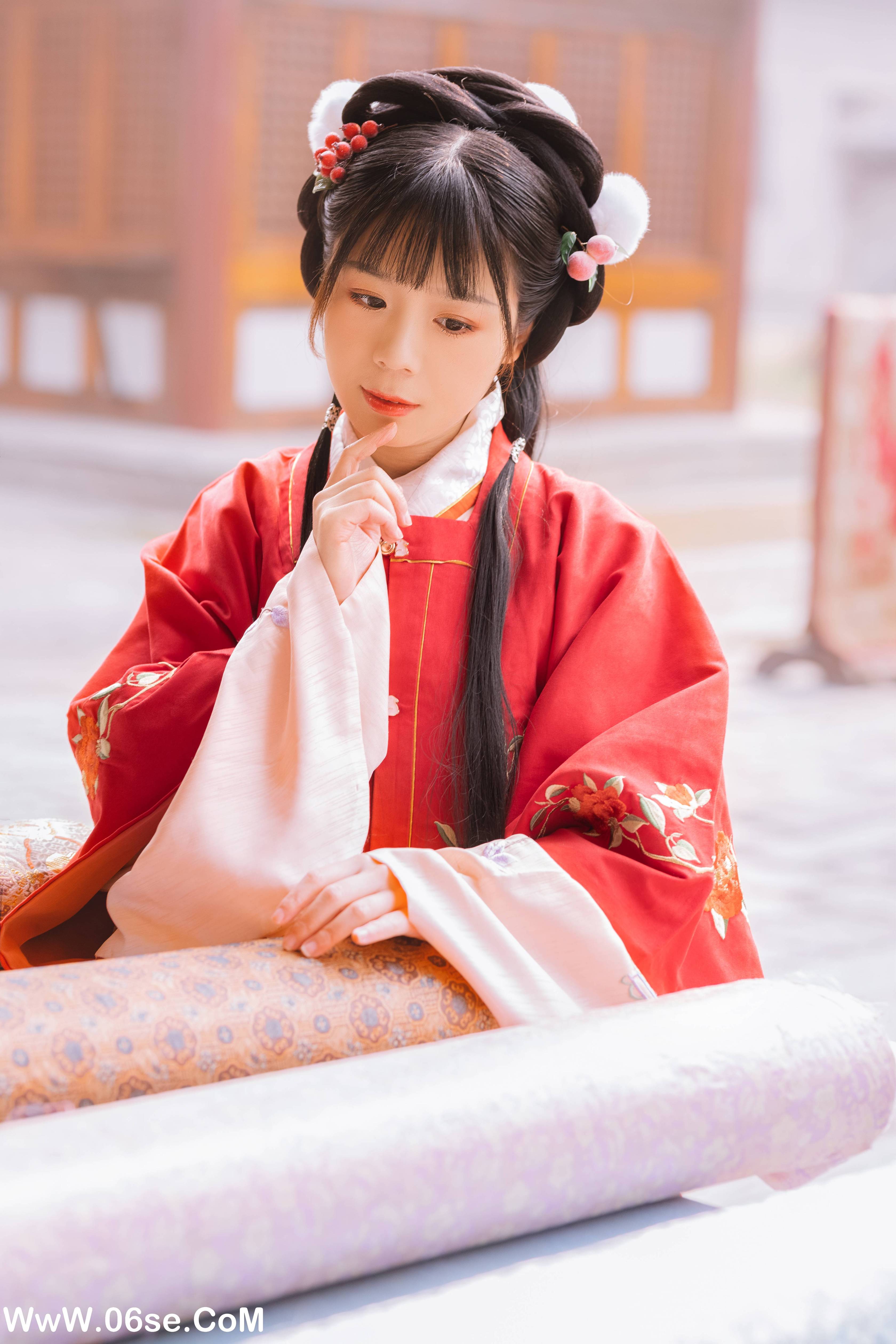 图片[21]-[YITUYU艺图语]2022.10.01 新年快乐 Suky喜欢软绵绵毛茸茸的团子[28+1P／305MB]-六色网