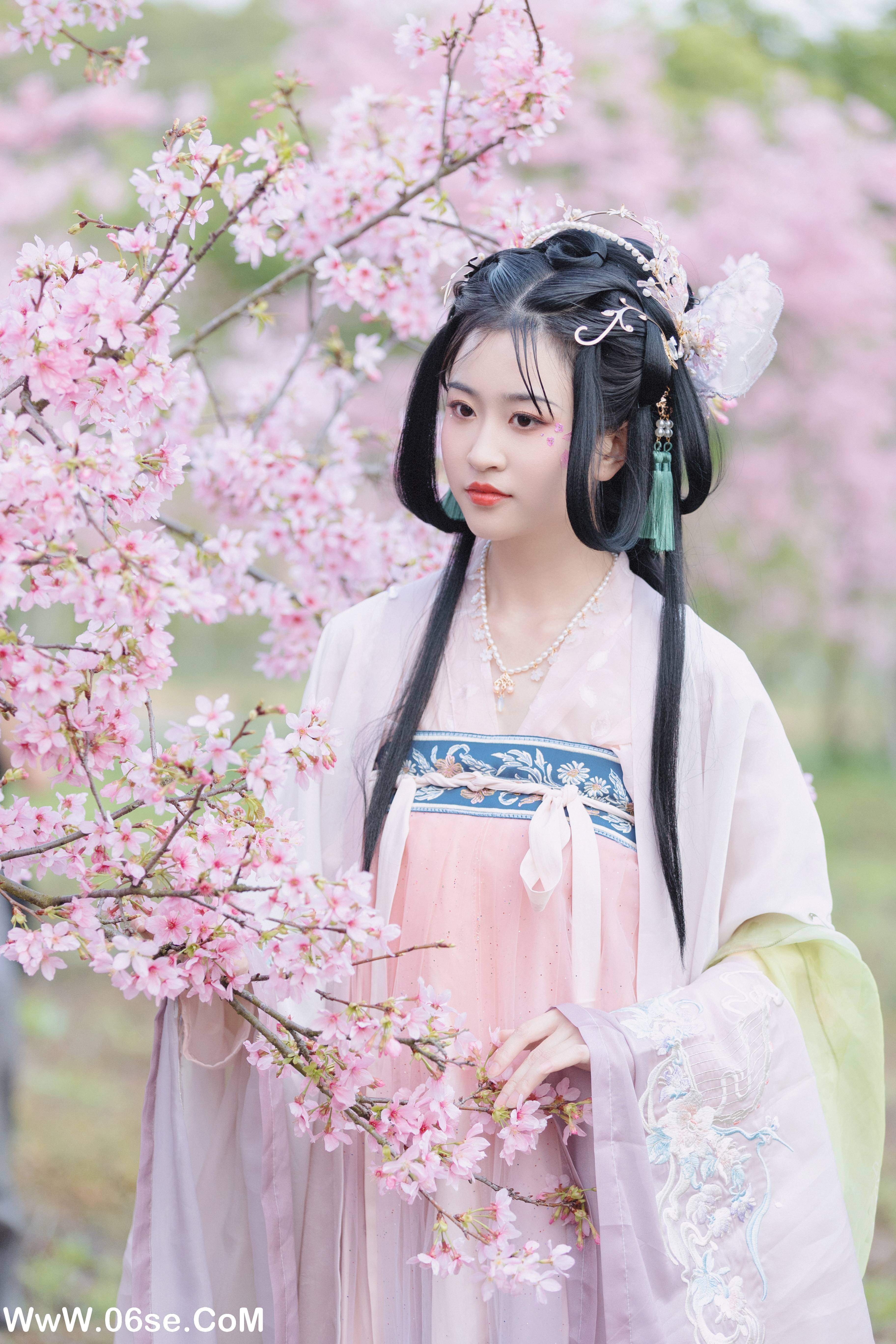 图片[13]-[YITUYU艺图语]2022.10.11 樱 琼_娜[46+1P／517MB]-六色网