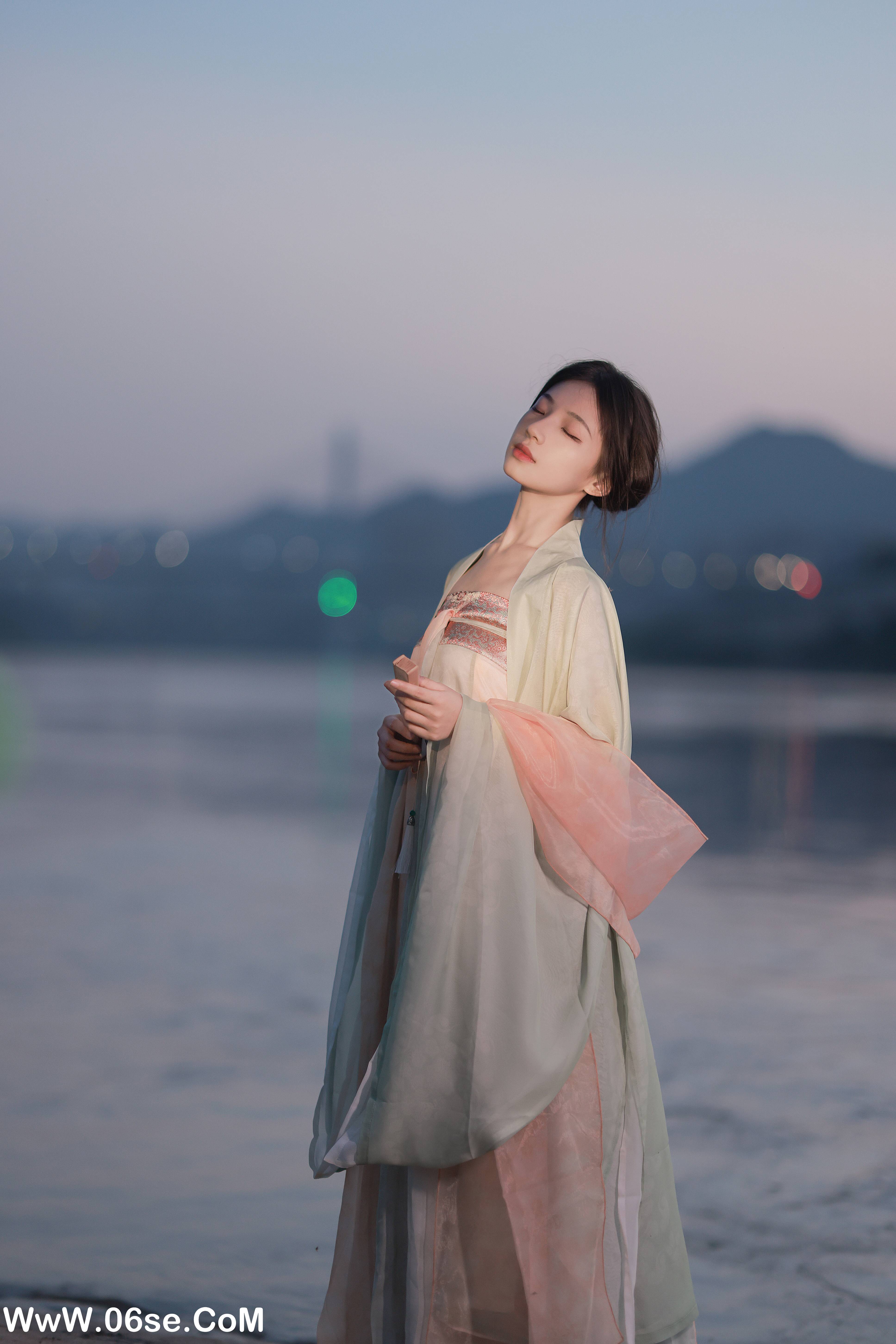 图片[9]-[YITUYU艺图语]2022.12.15 星河 卷卷[22+1P／157MB]-六色网