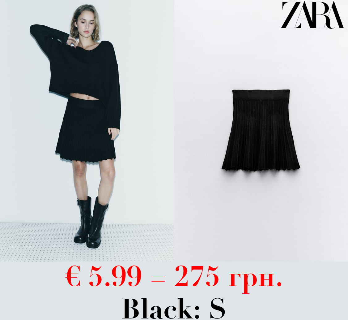 KNIT SKIRT WITH PLEATS