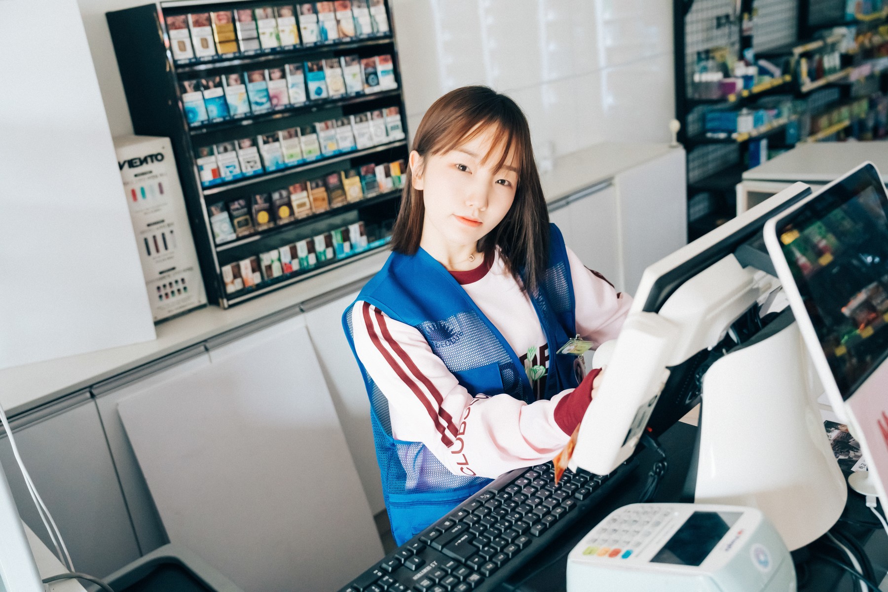 Han Yeri 한예리, [Loozy] Pocket Girl Alba Set.02 35