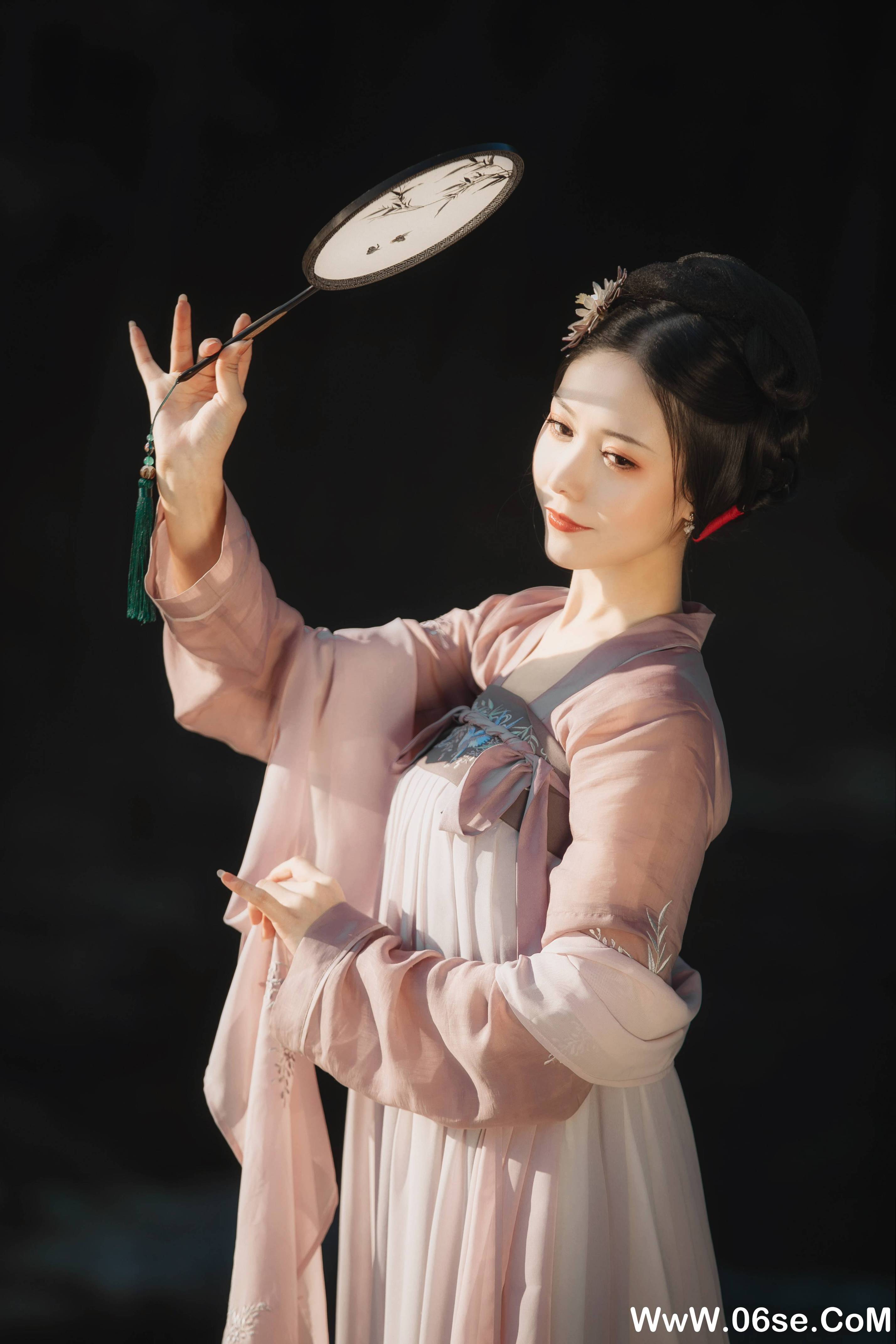 图片[19]-[YITUYU艺图语]2021.10.26 仙鹤 葵花花花儿[19+1P／89.7MB]-六色网