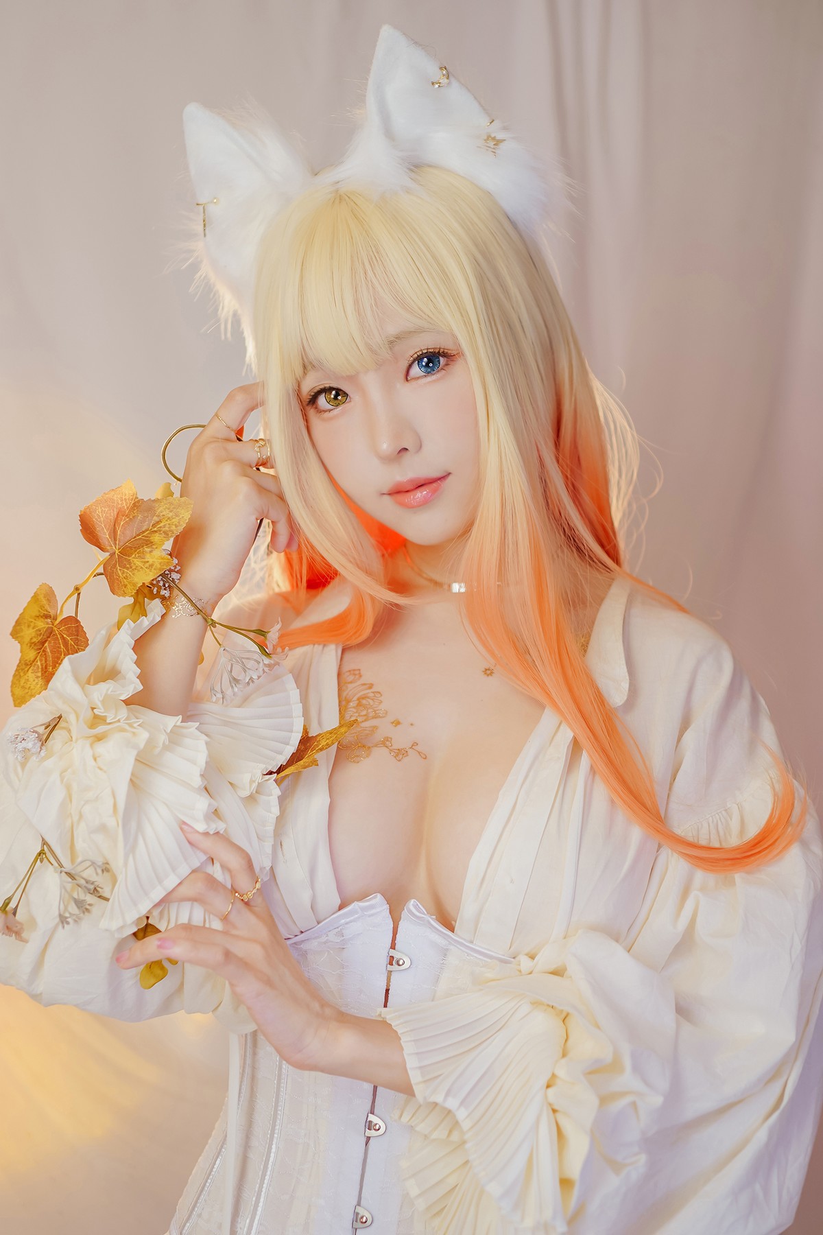 Cosplay ElyEE子 Cat魔女與貓 11